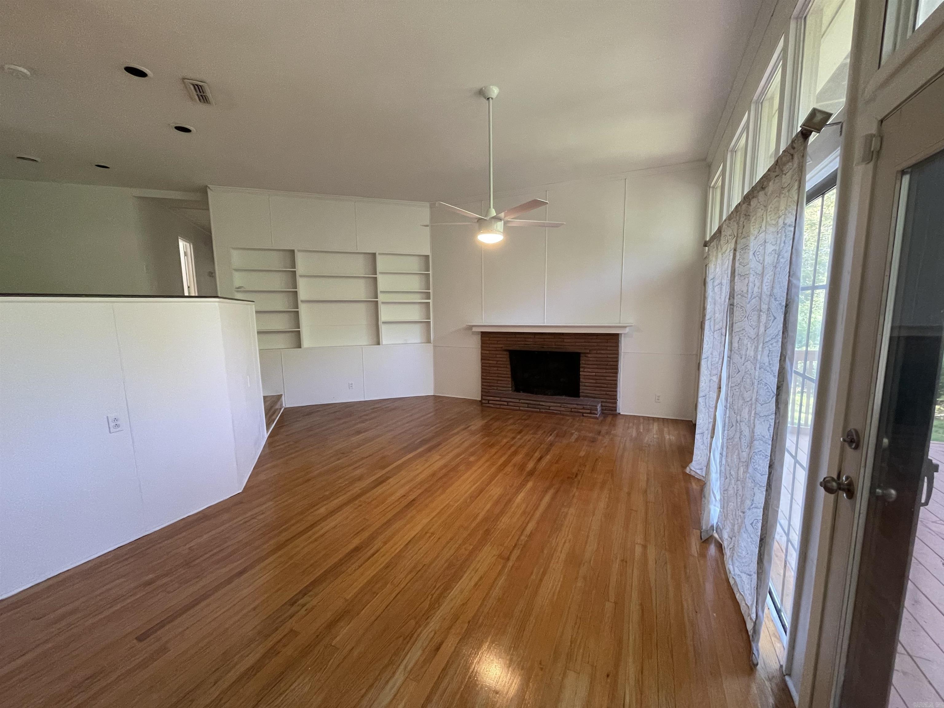 2300 N Madison Avenue Property Photo 6