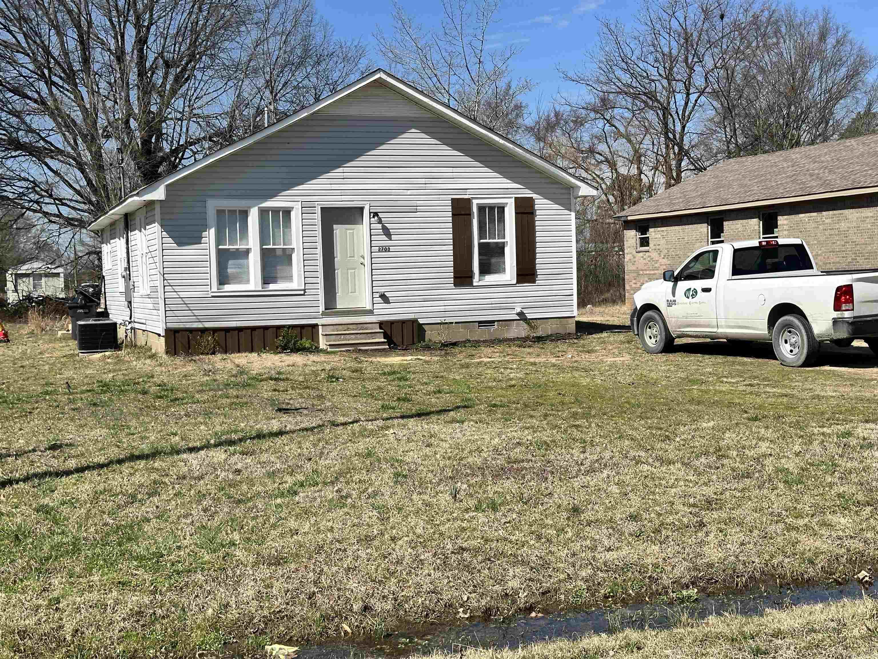 48 Address Package Nea Property Photo 4