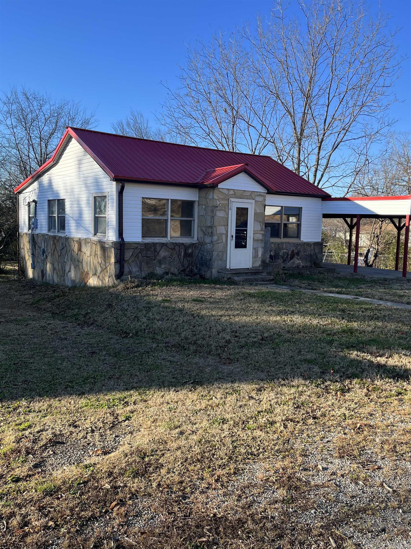 316 North St Property Photo 1