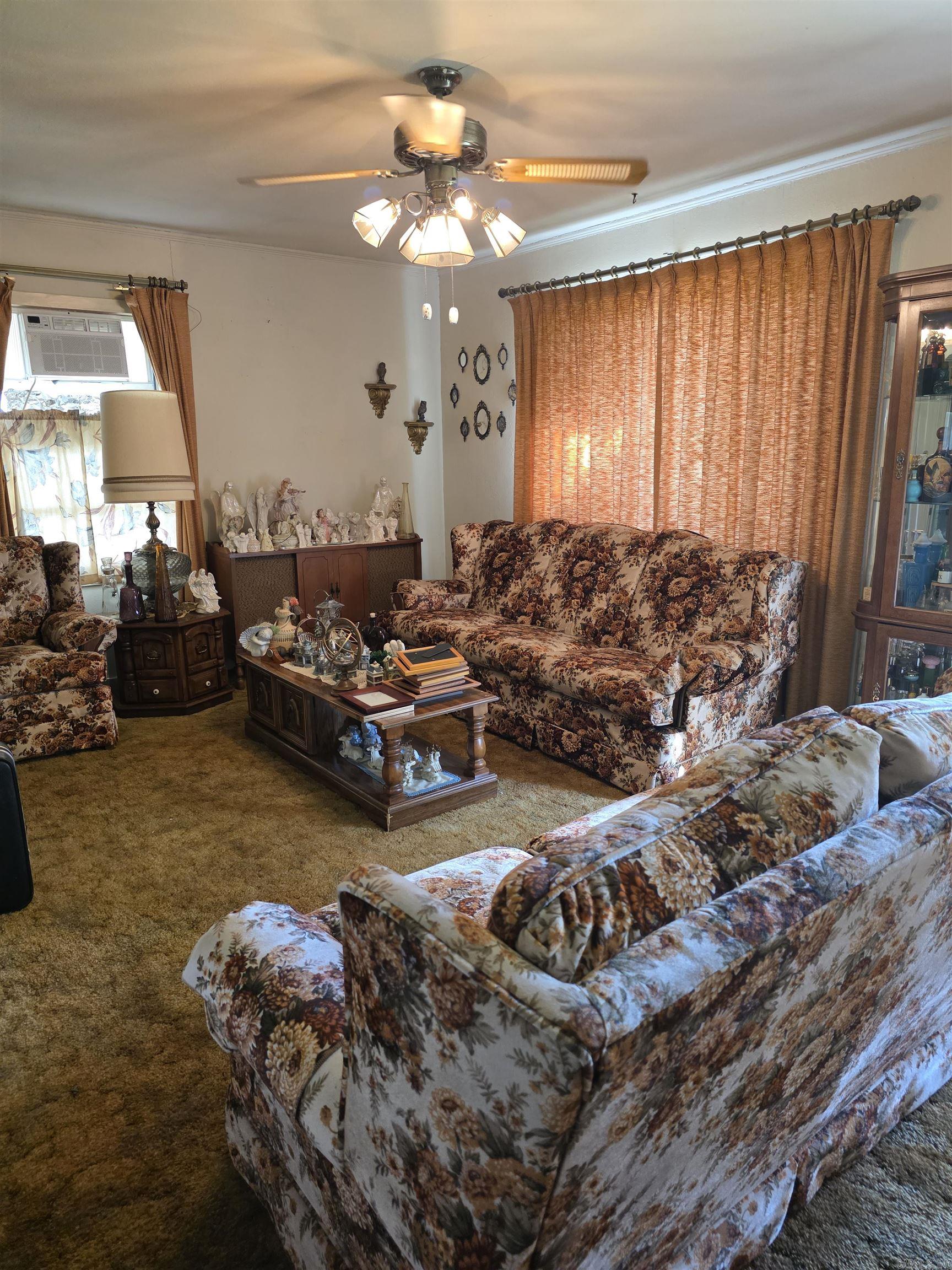 1516 Walnut Street Property Photo 2