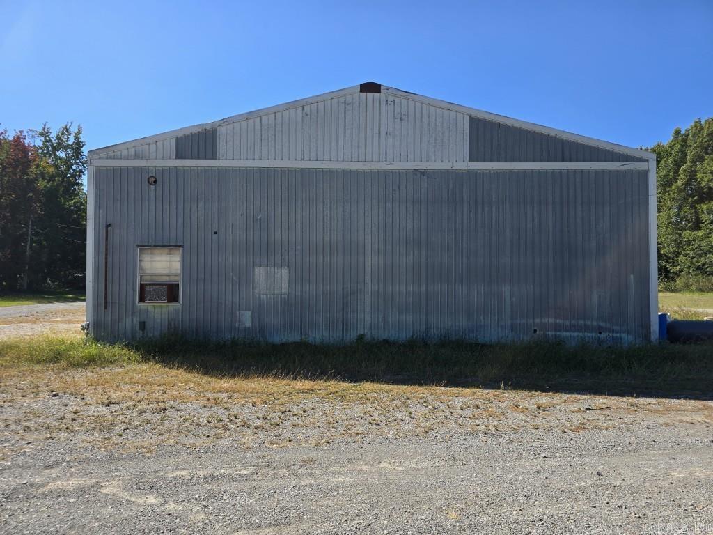 595 Highway 1 Property Photo 2