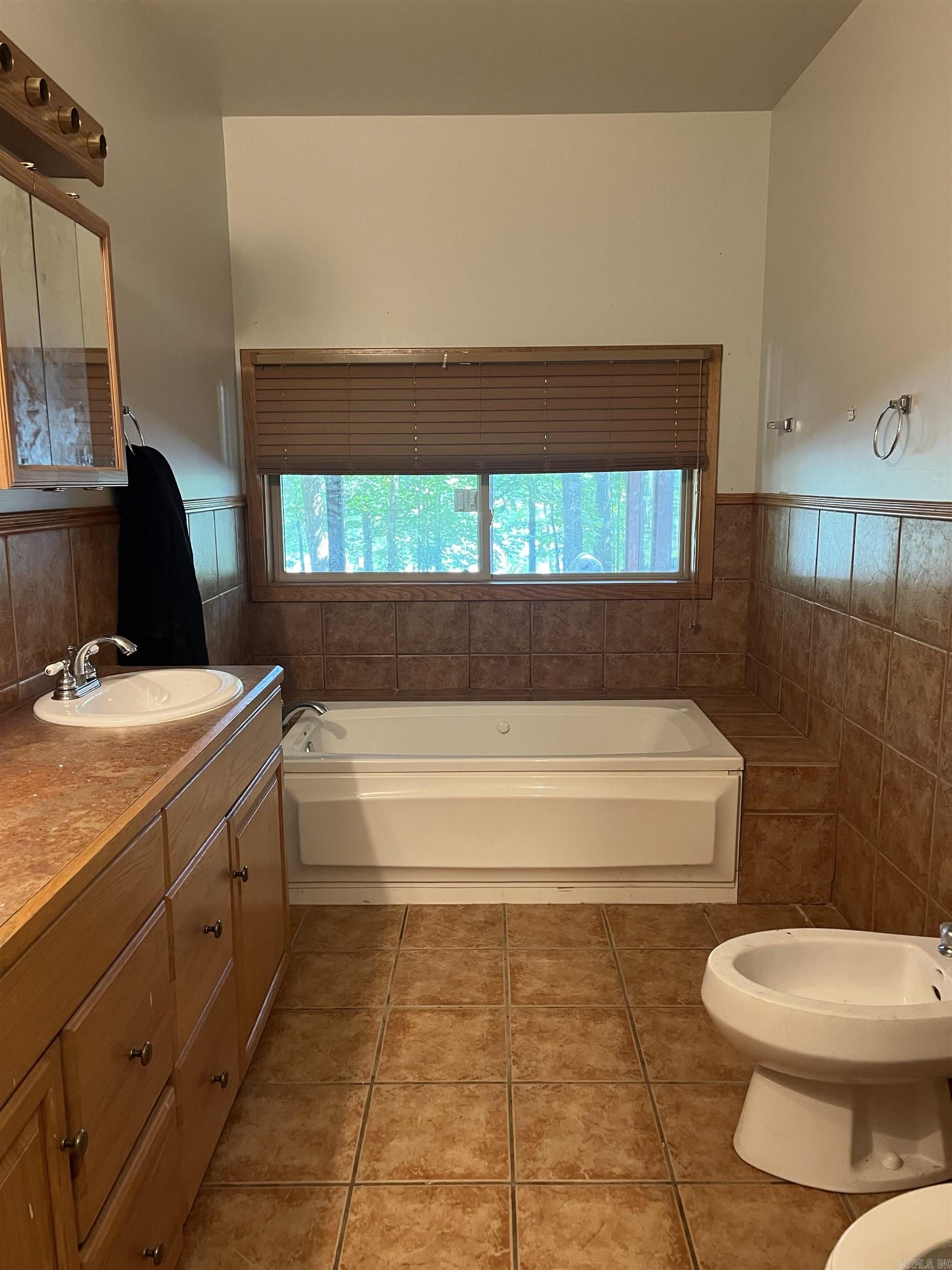352 Weldon Road Property Photo 14