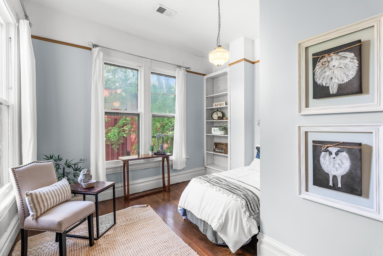 1509 S Spring Property Photo 33
