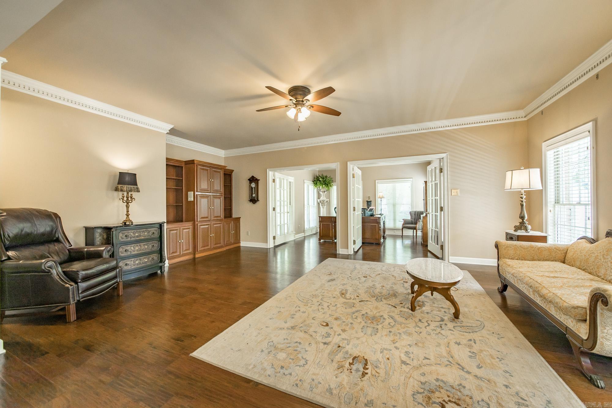 8 Shady Grove Cove Property Photo 3