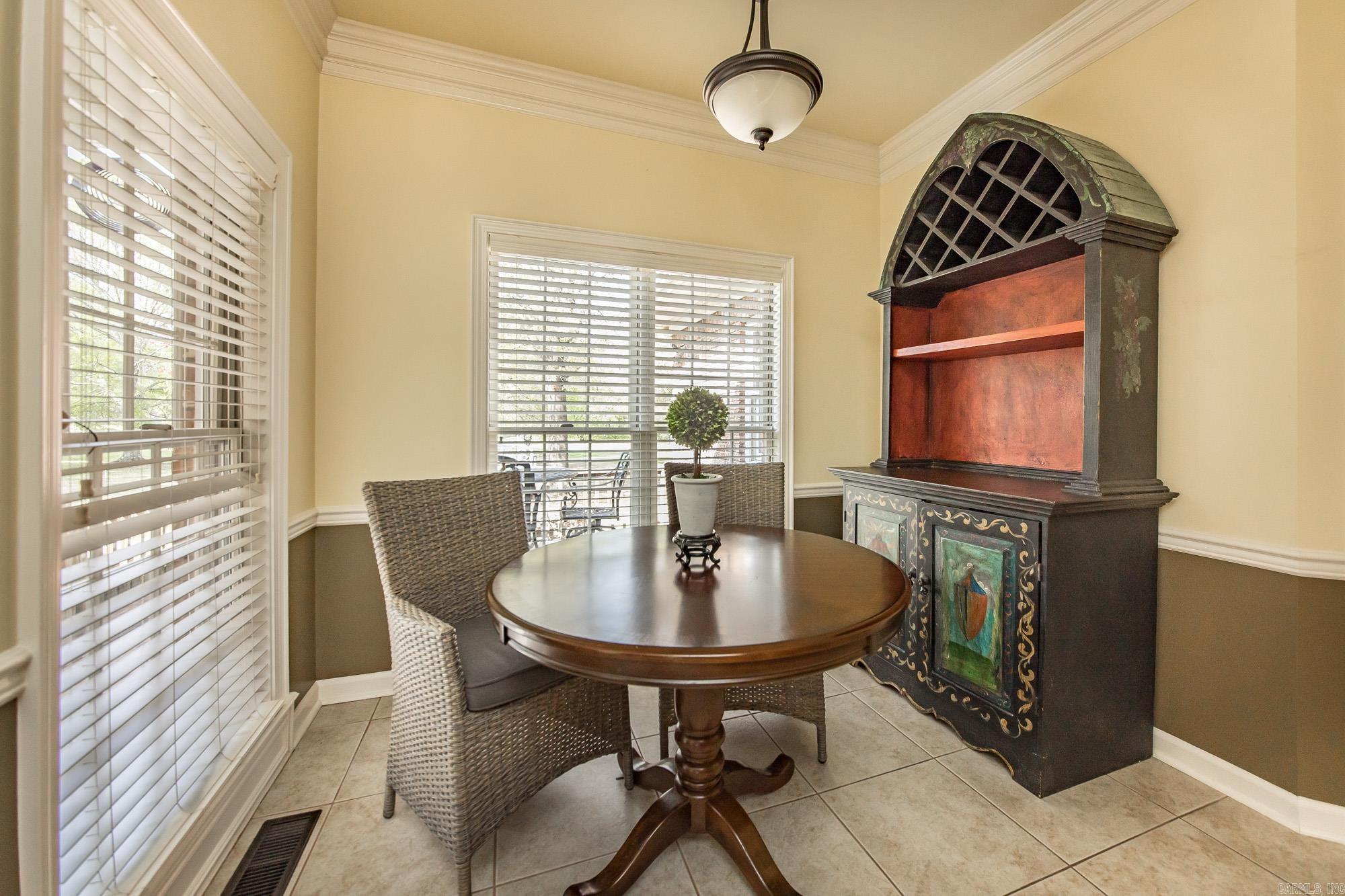 8 Shady Grove Cove Property Photo 12