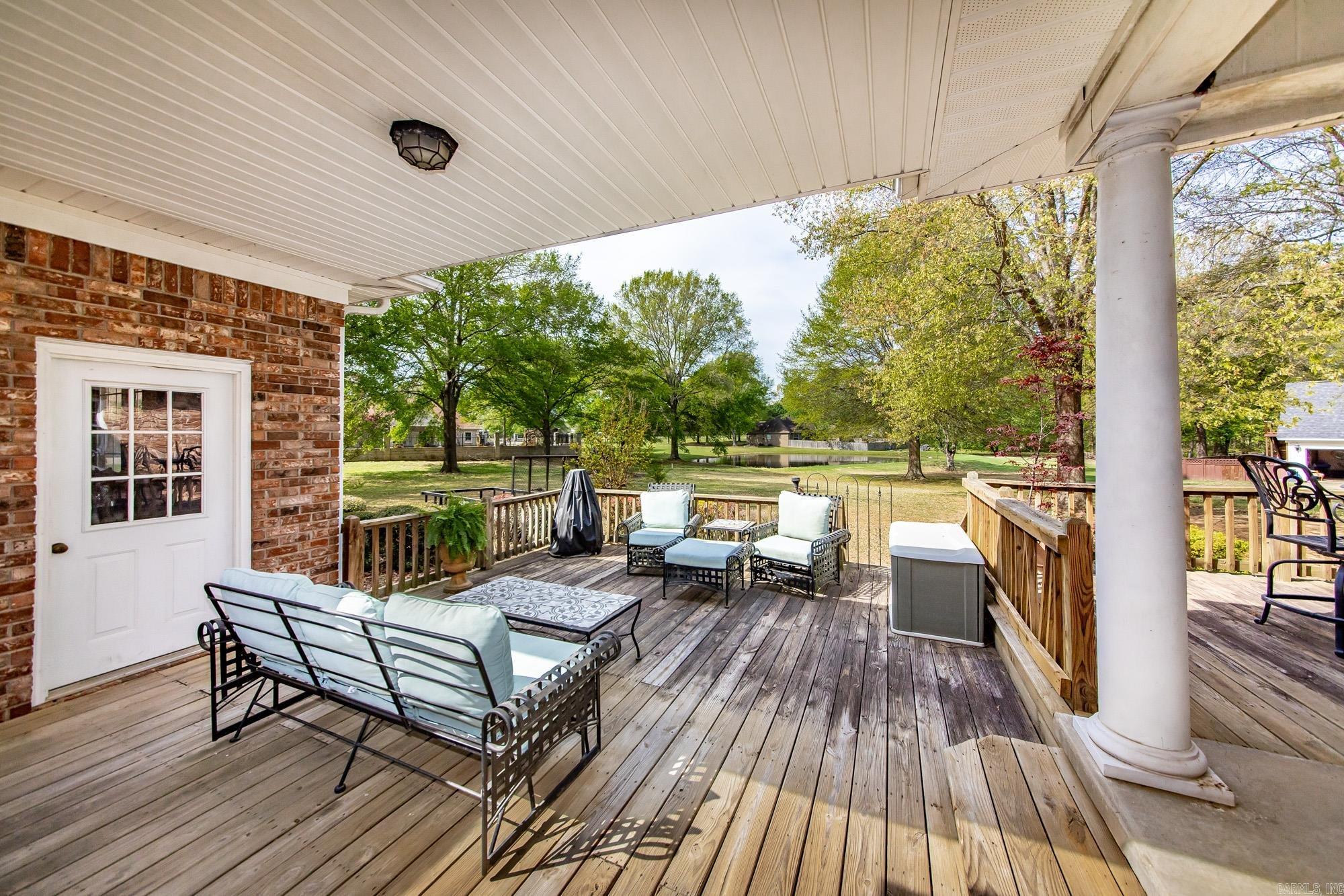 8 Shady Grove Cove Property Photo 32