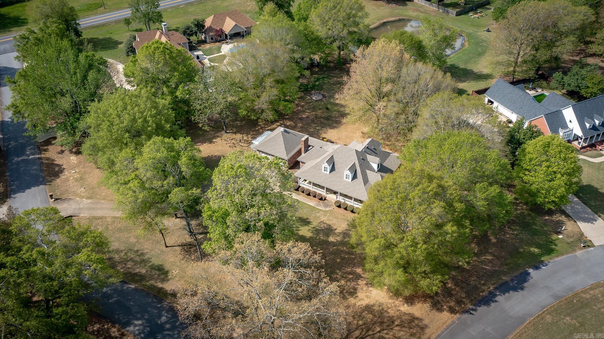 8 Shady Grove Cove Property Photo 39