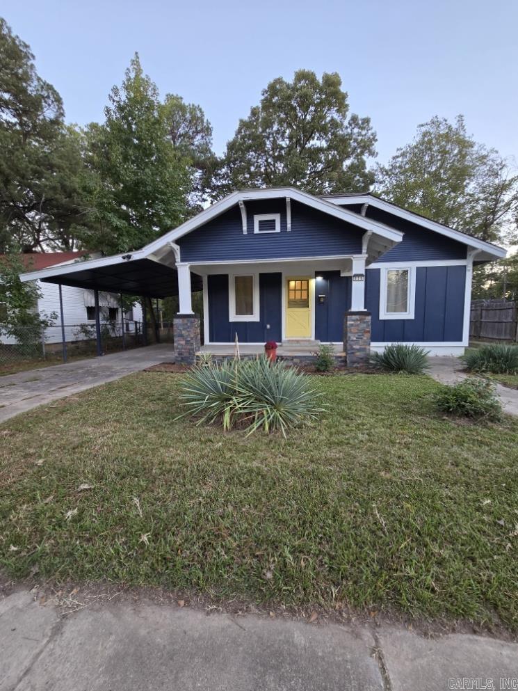 808 W 27th