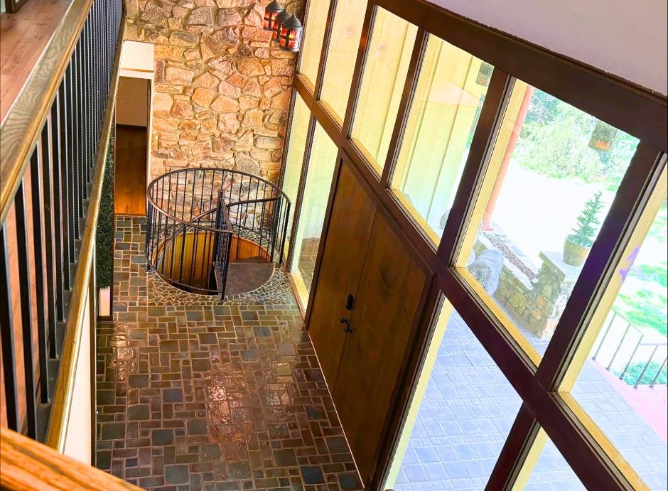 11 Winona Trace Property Photo 5
