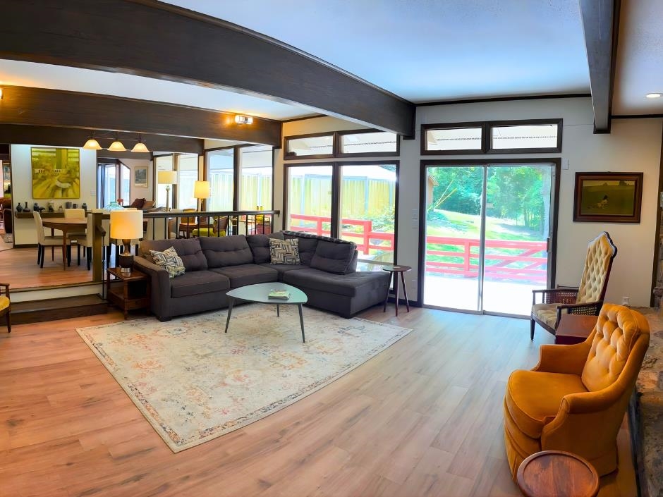 11 Winona Trace Property Photo 8