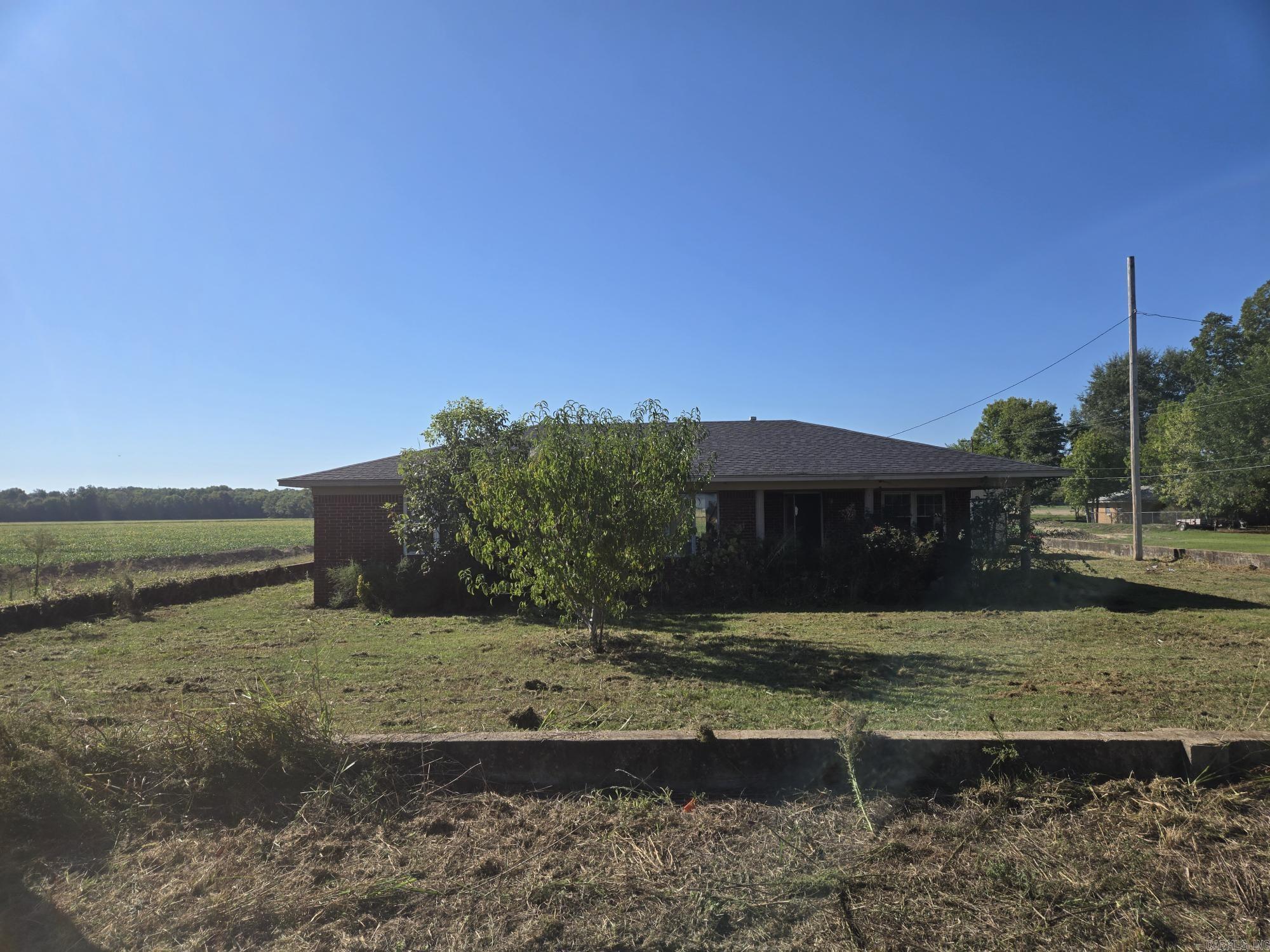 13898 E 18 Highway Property Photo 1