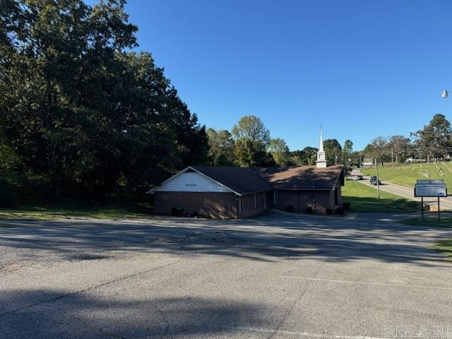 101 S Park Street Property Photo 2