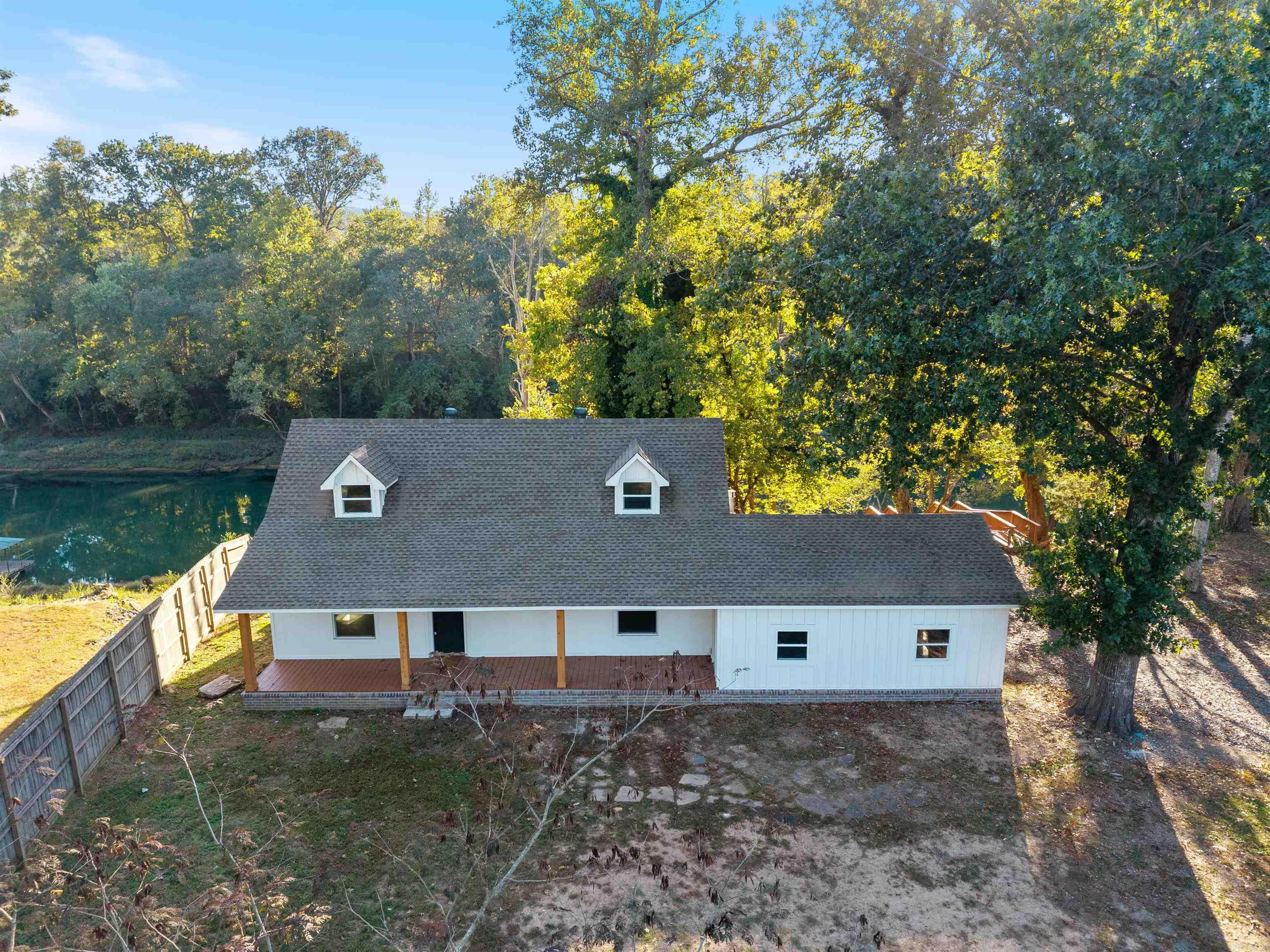 936 Cooterneck Road Property Photo 3