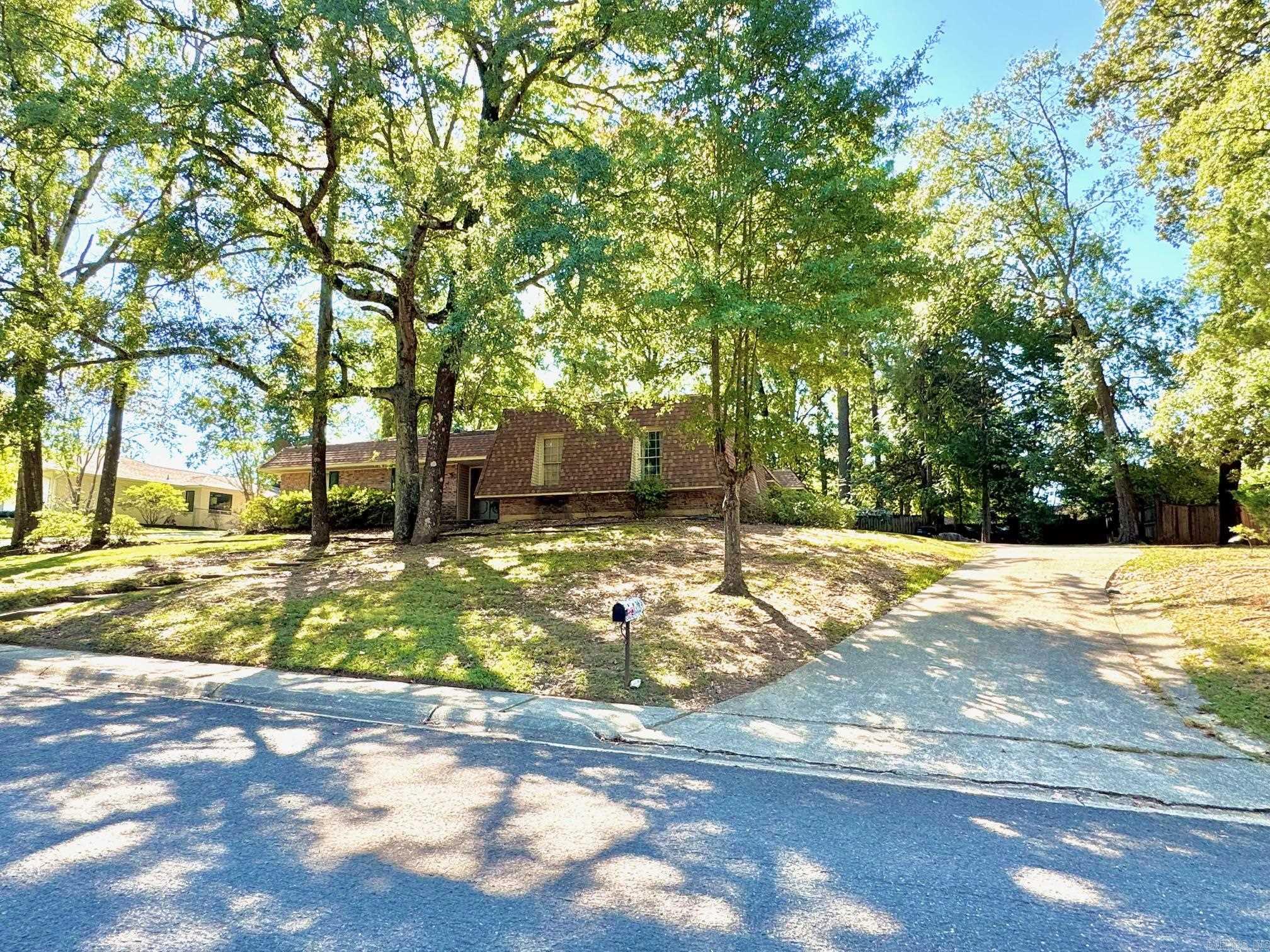 163 Glenwood Drive Property Photo 5