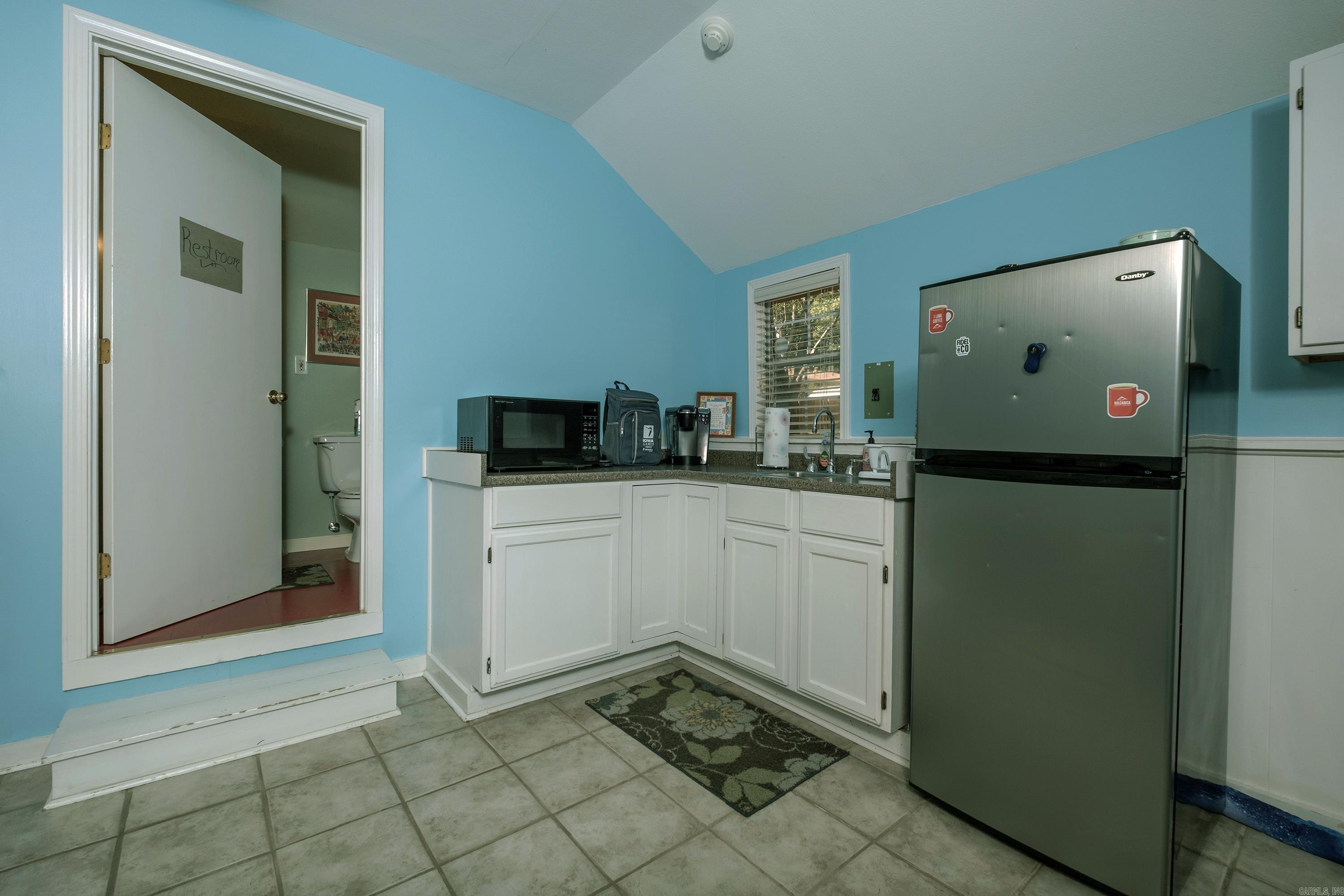 212 N Mckinley Property Photo 11