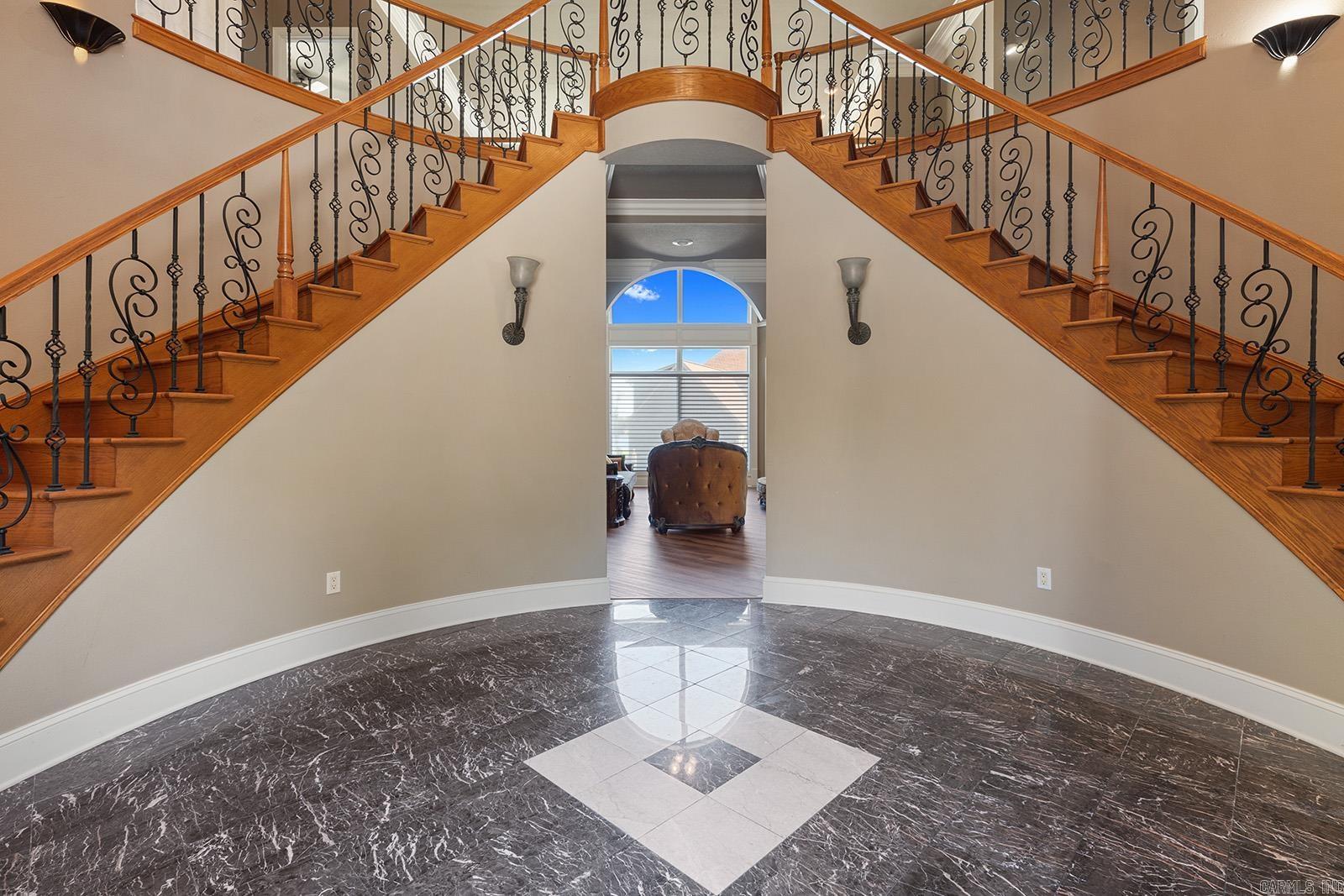 6208 Westminster Property Photo 6