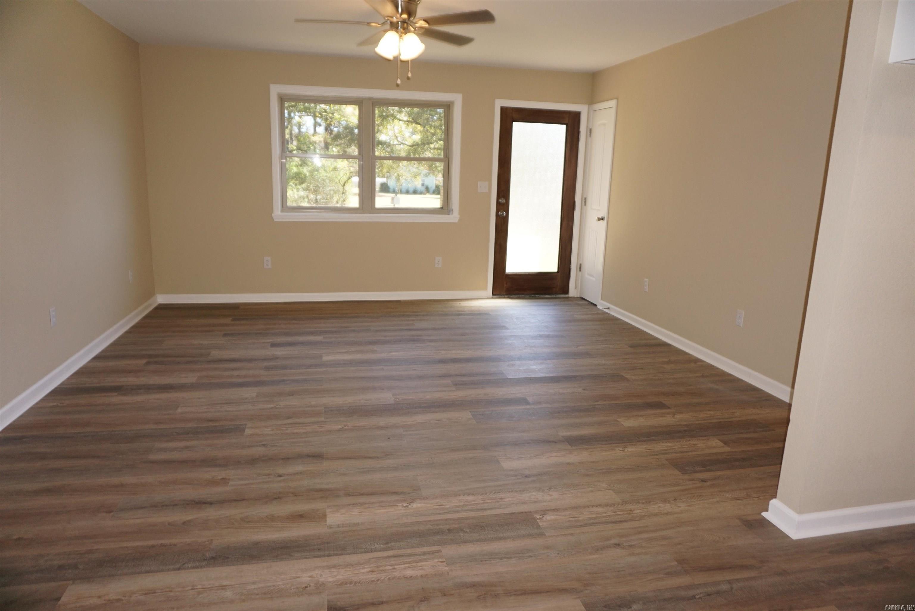 804 Linda Street Property Photo 7