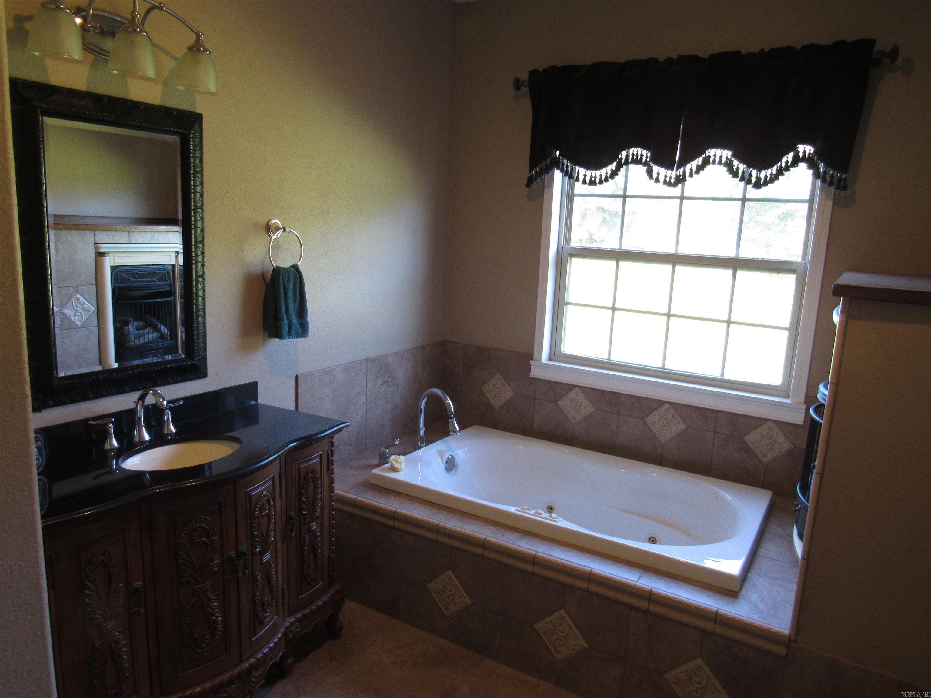 64 Wilson Cove Road Property Photo 16