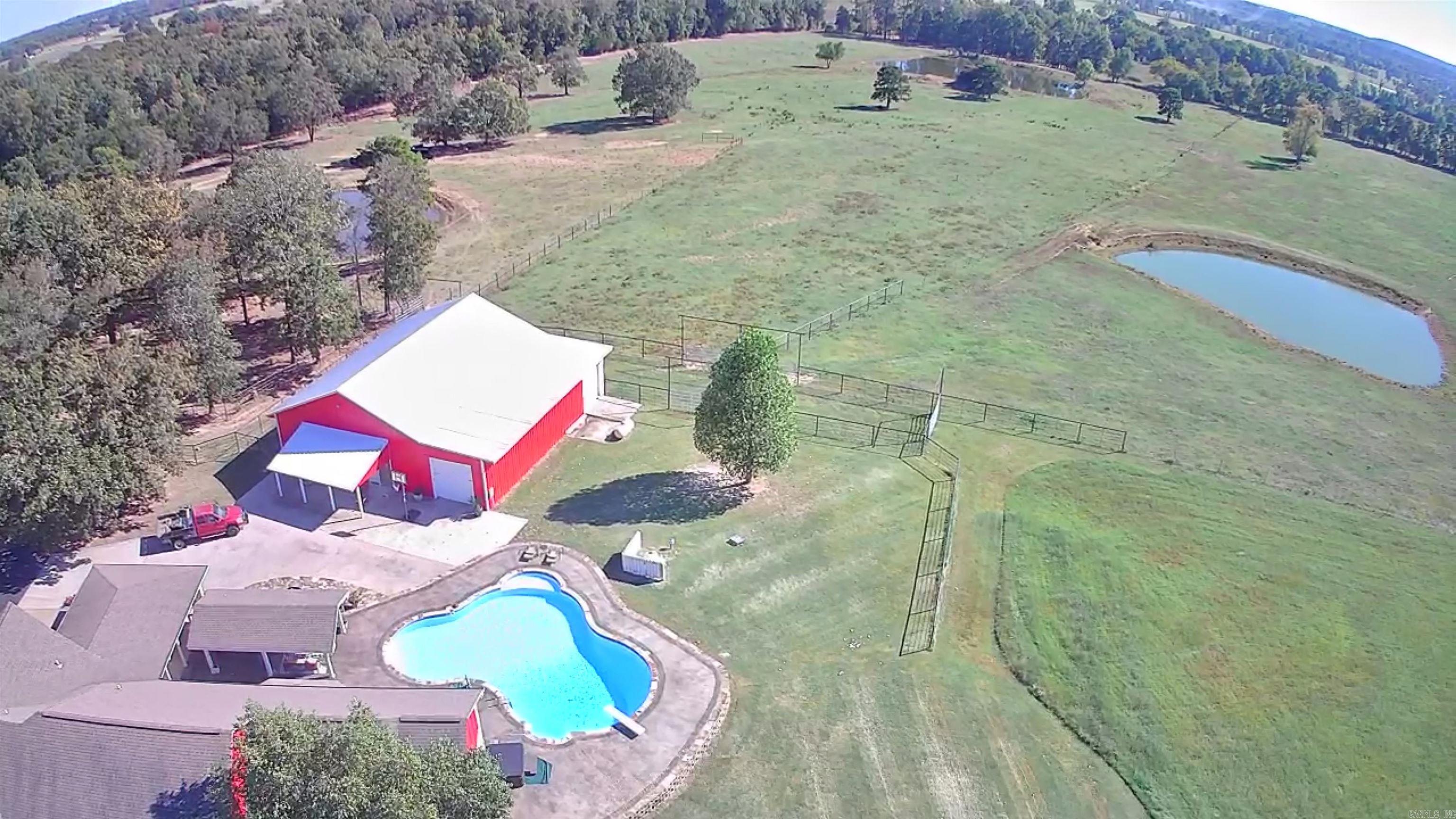200 Happy Trails Property Photo 5