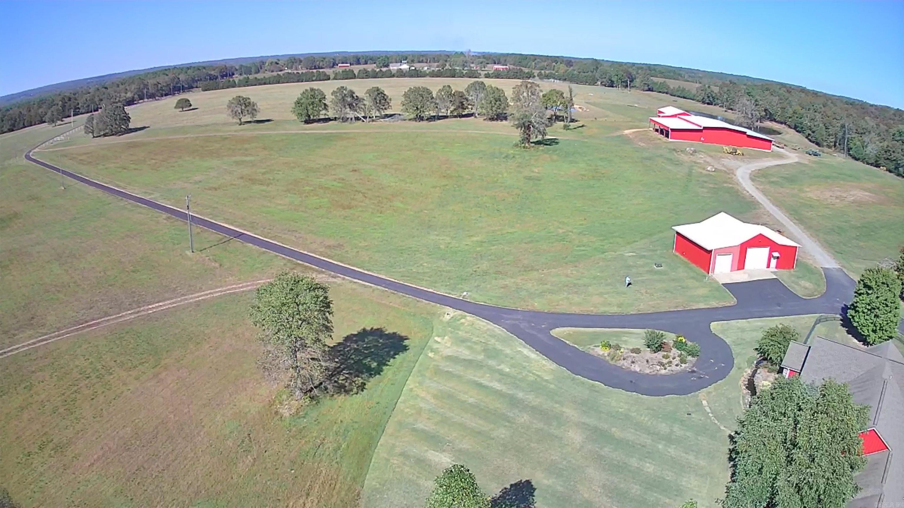 200 Happy Trails Property Photo 8