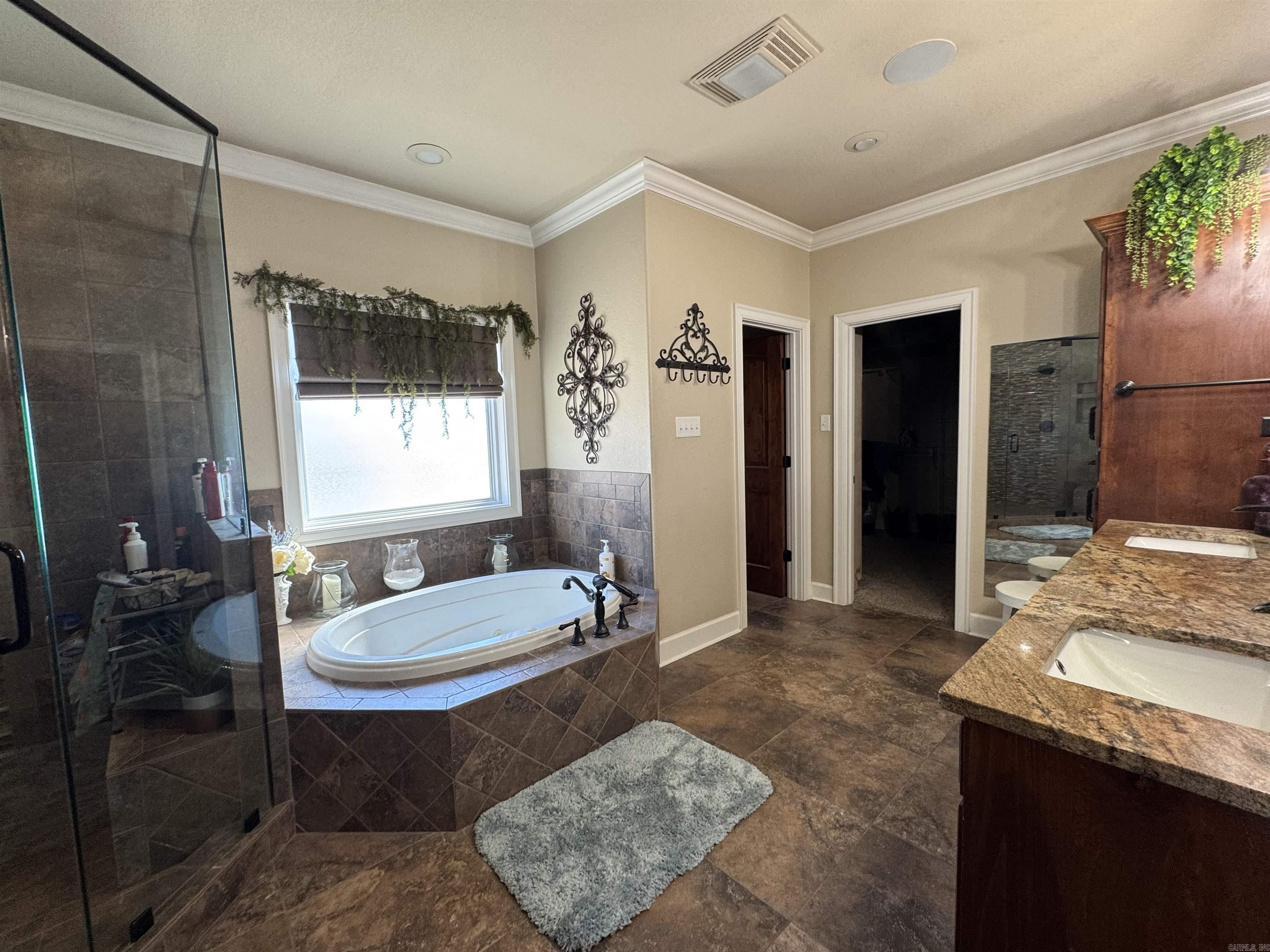 200 Happy Trails Property Photo 34