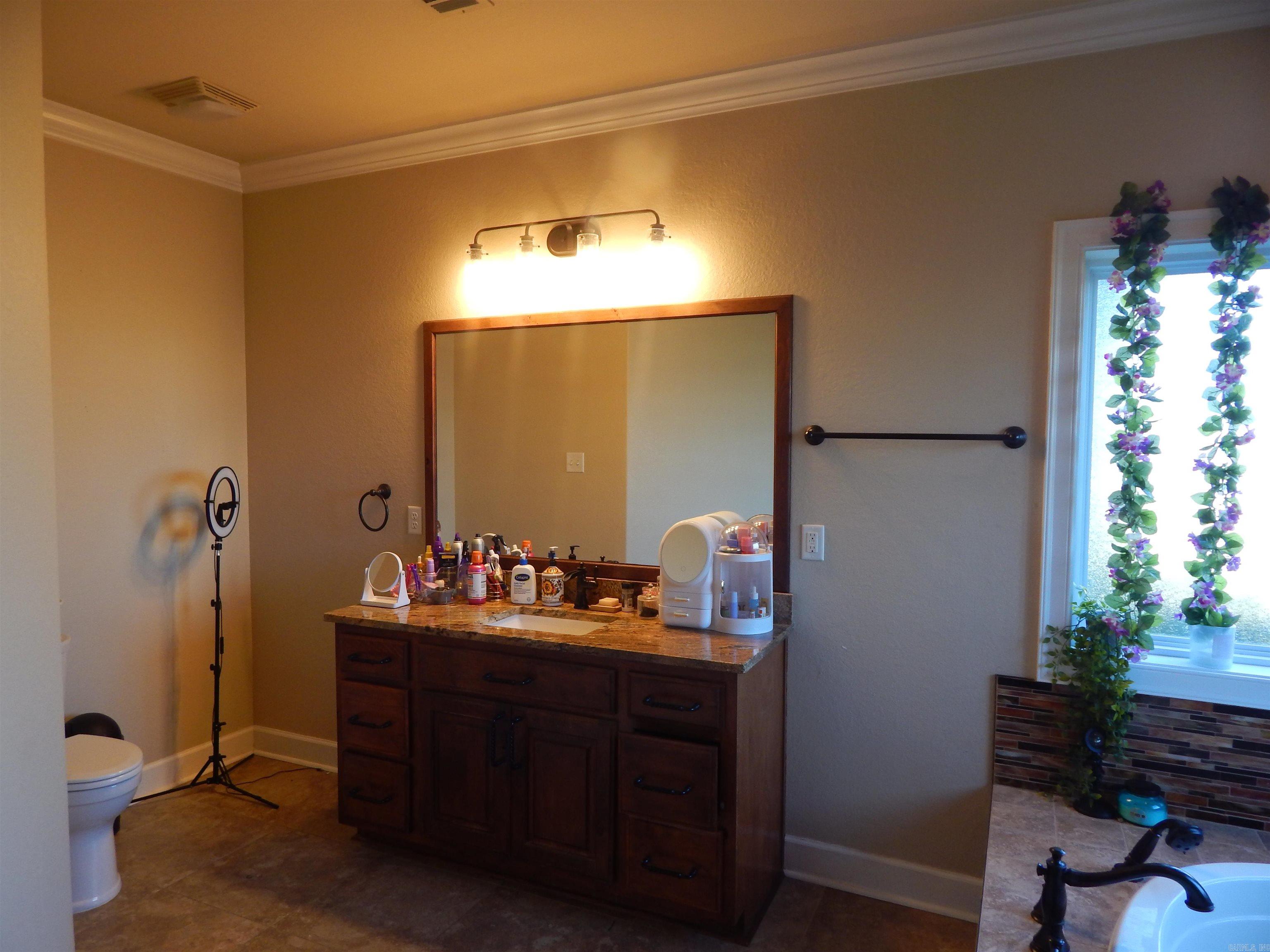 200 Happy Trails Property Photo 41