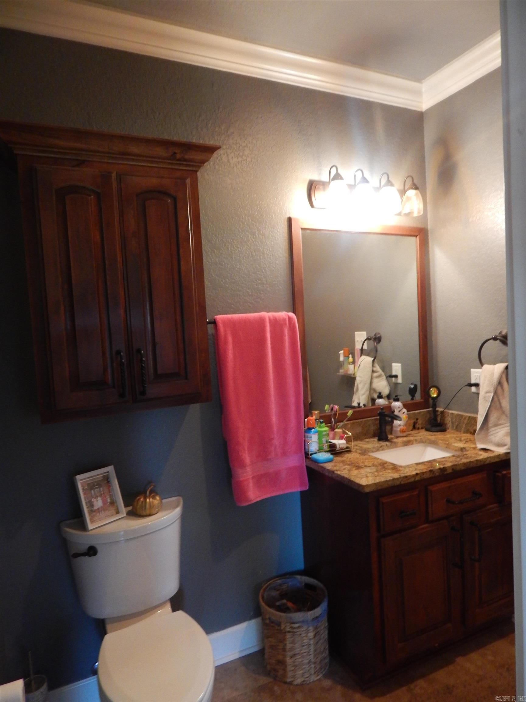 200 Happy Trails Property Photo 44