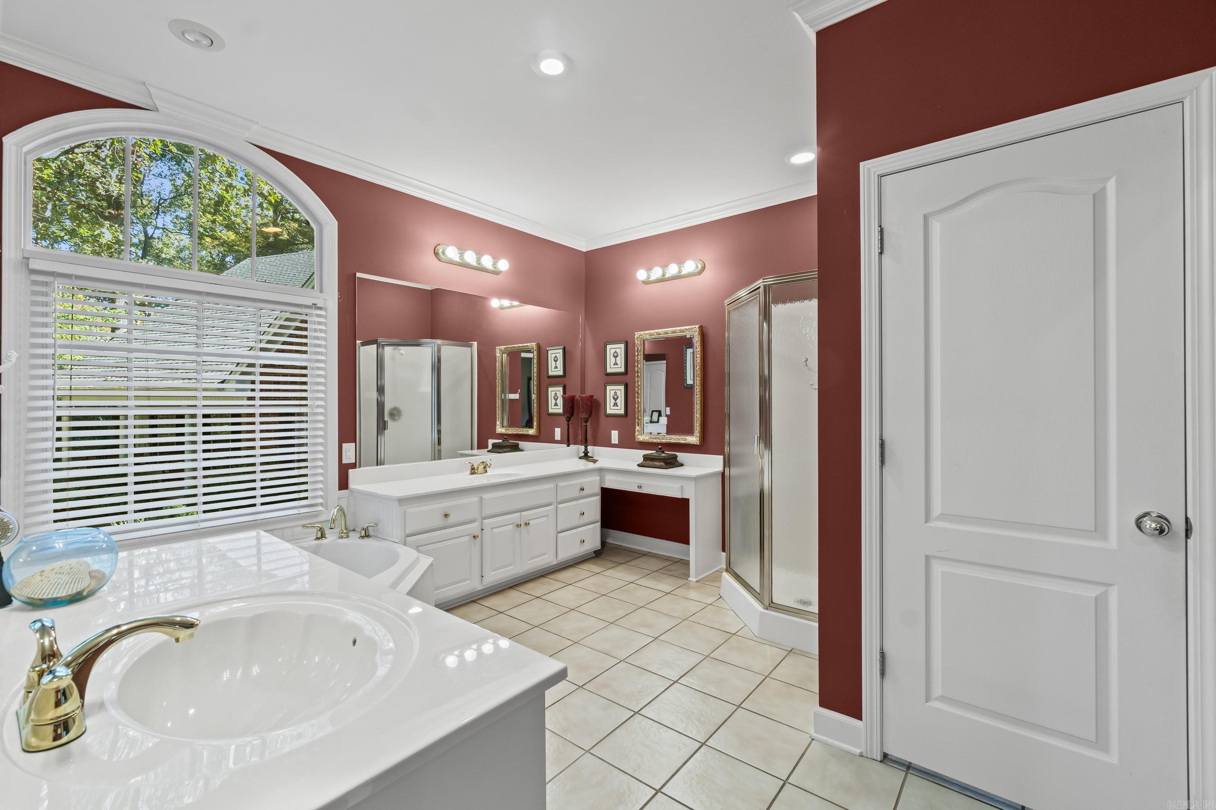 100 Deerwood Drive Property Photo 23