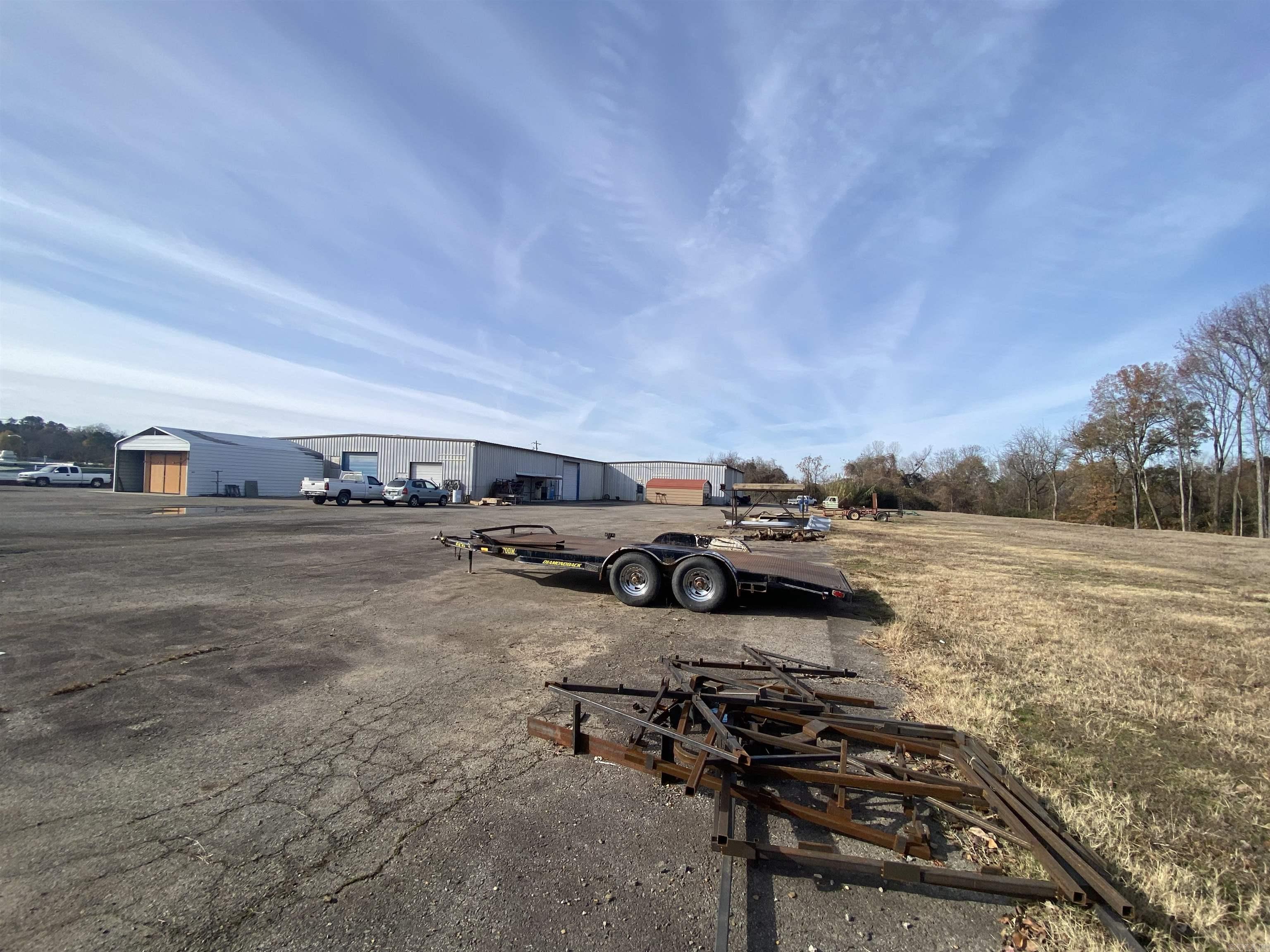 1215 E Broadway Property Photo 13