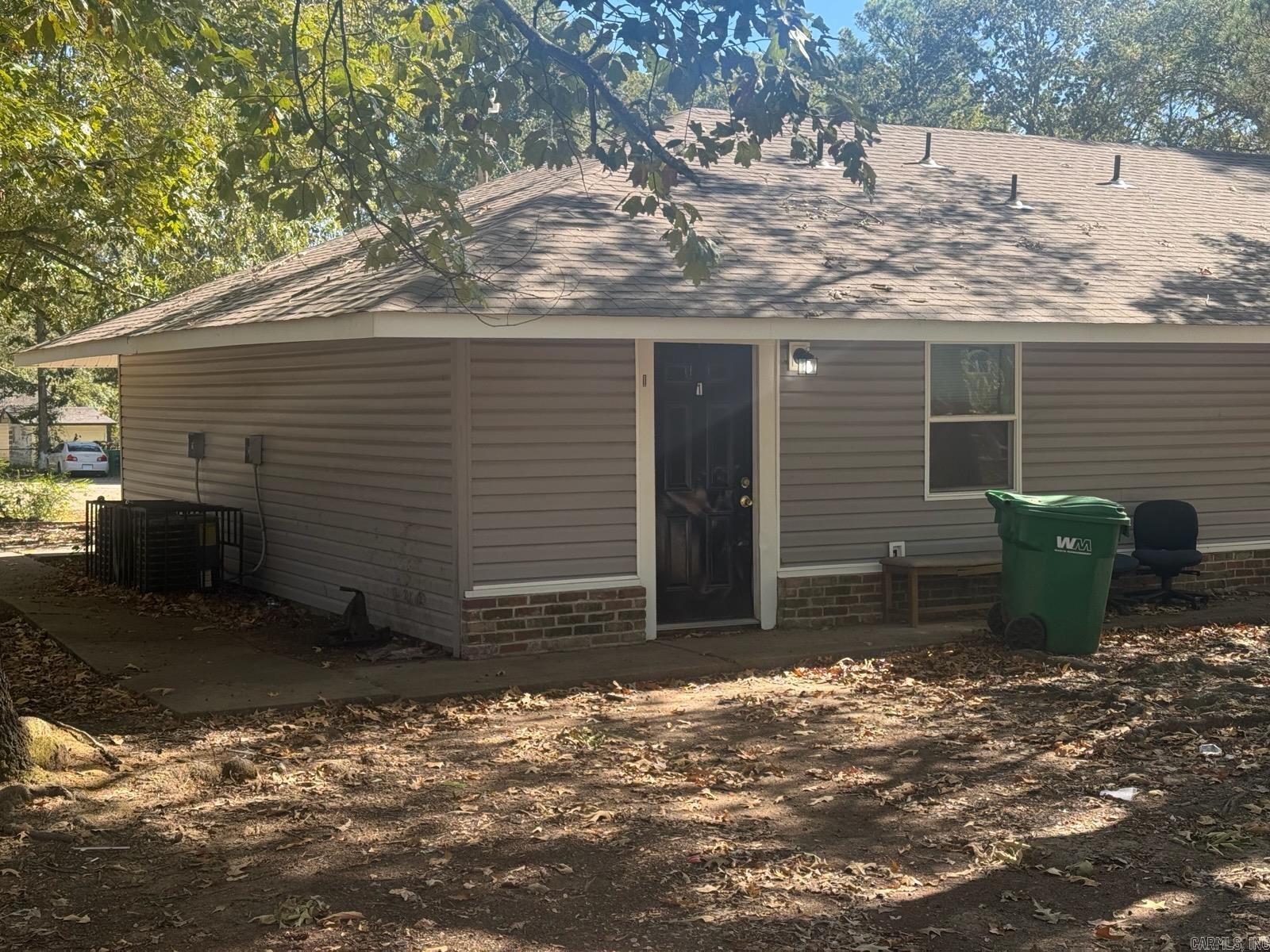 6013 Windham Avenue Property Photo 12