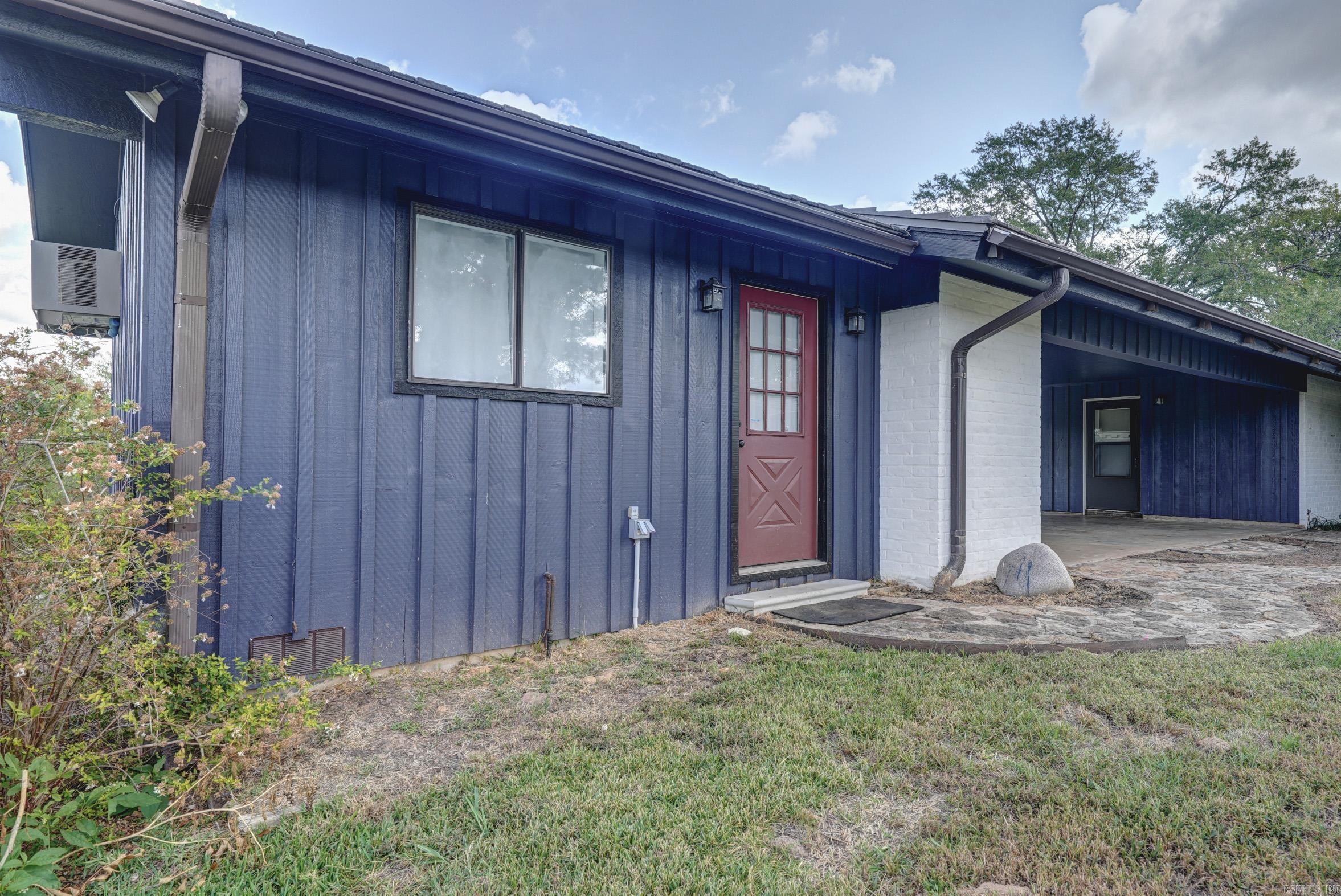 339 County Road 4315 Property Photo 33