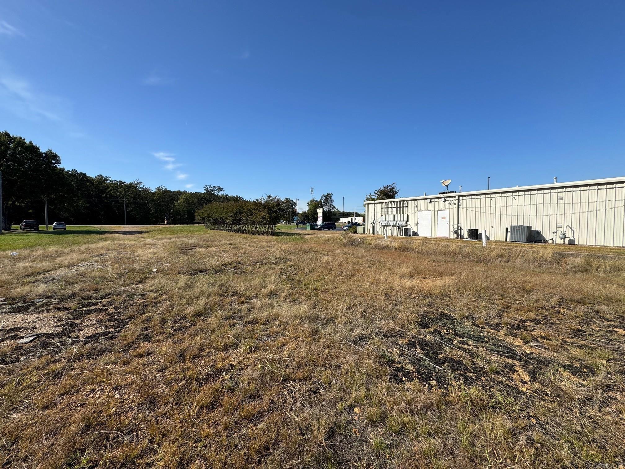 4516 S Stadium Boulevard Property Photo 5