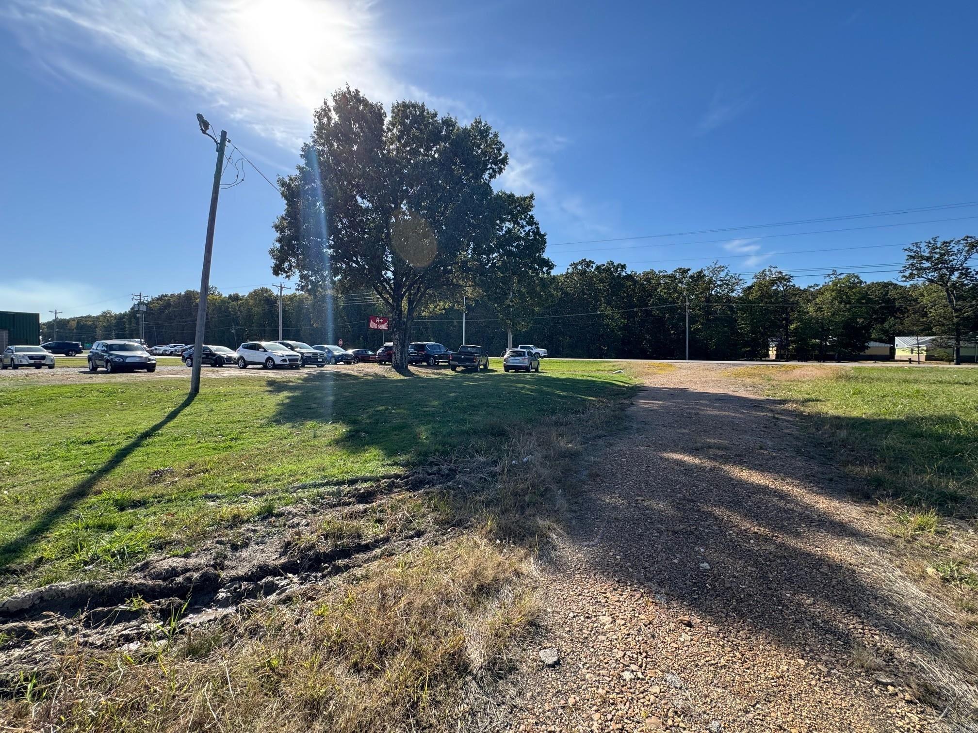 4516 S Stadium Boulevard Property Photo 6