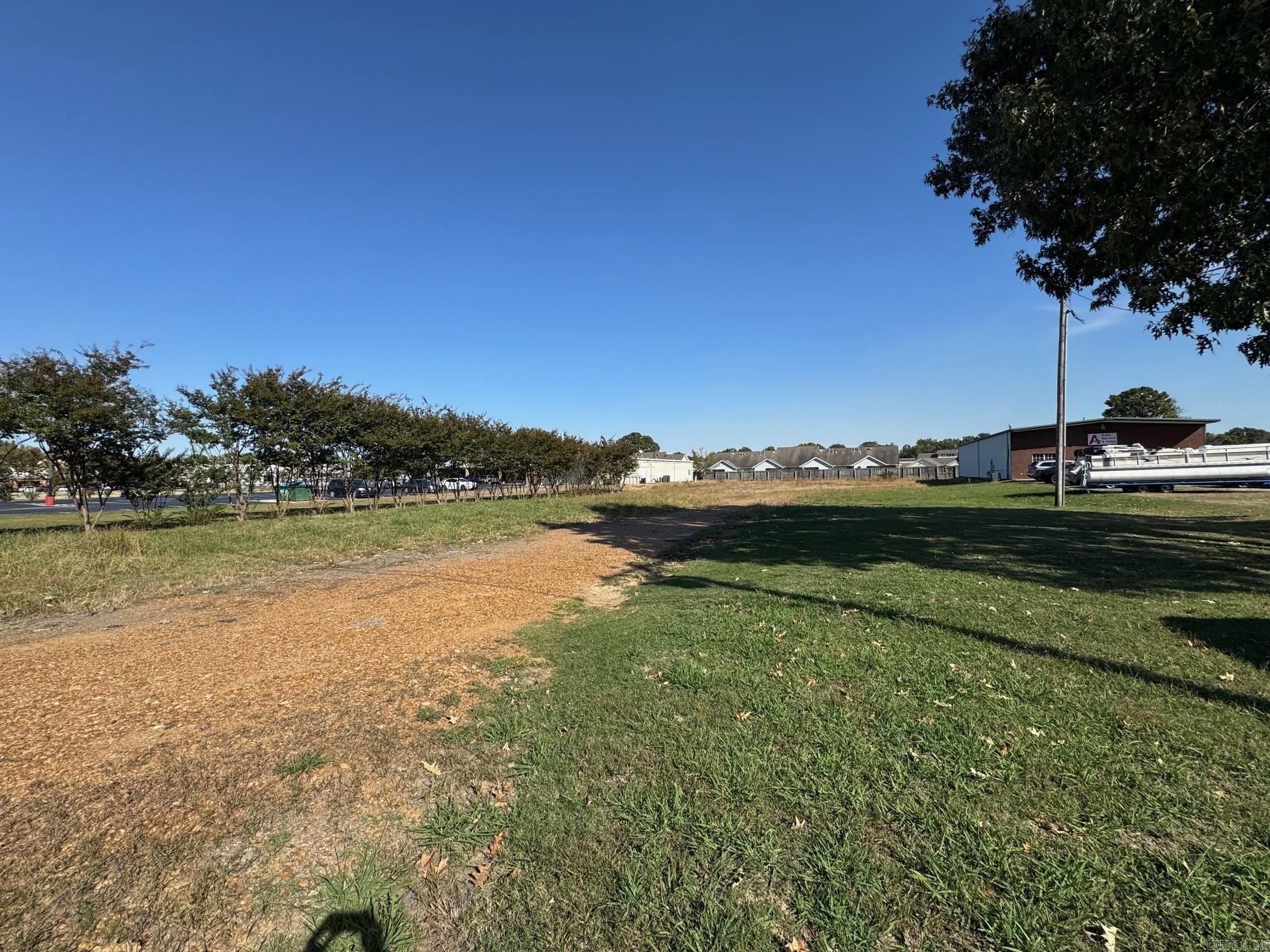 4516 S Stadium Boulevard Property Photo 8