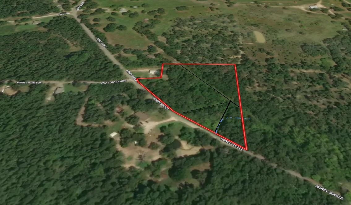 4.5a Honeysuckle Lane Property Photo 10