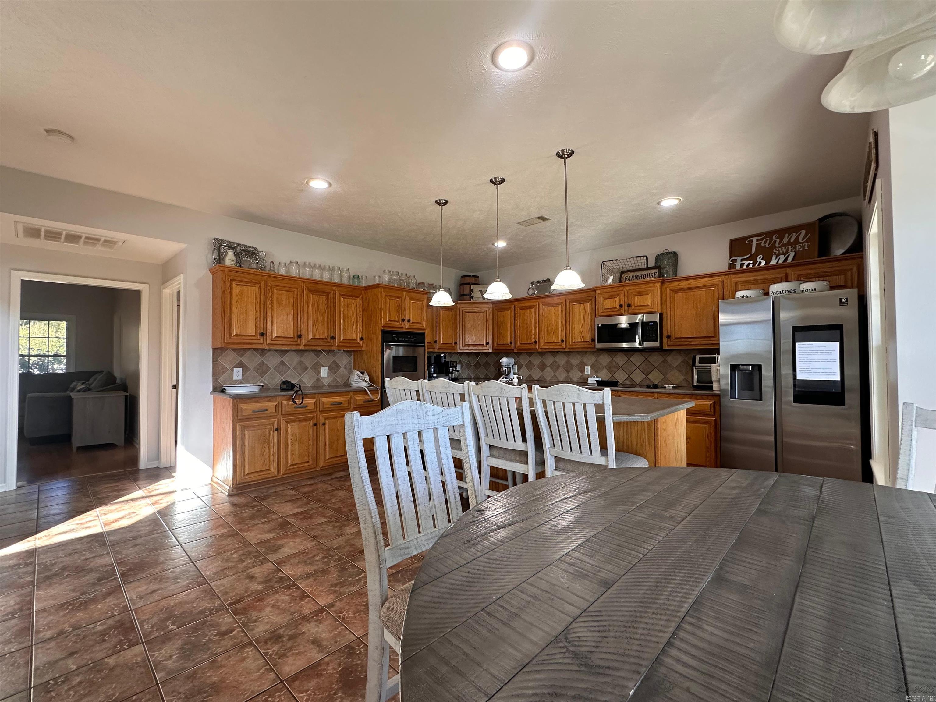3451 Tippit Road Property Photo 6