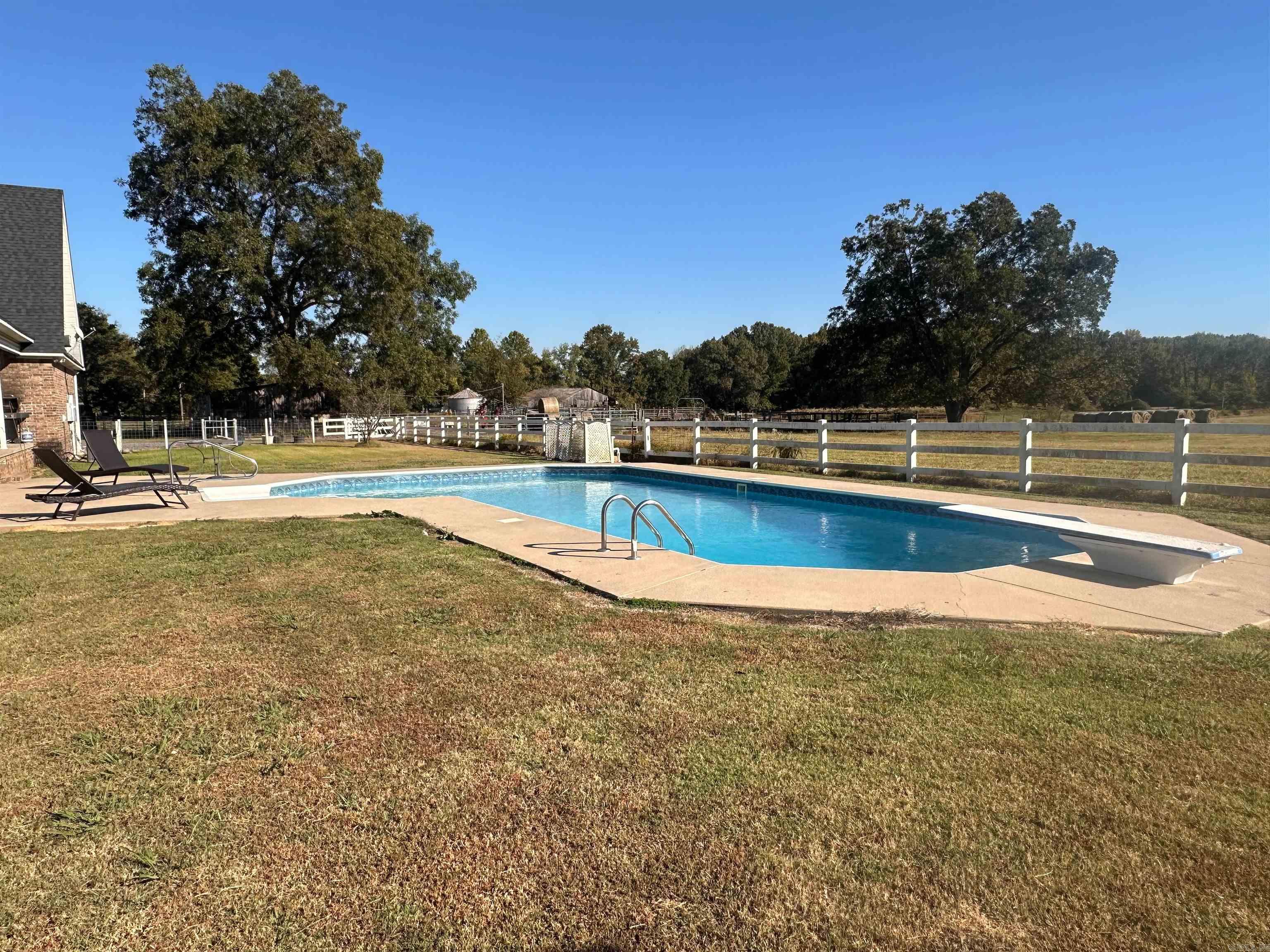 3451 Tippit Road Property Photo 18