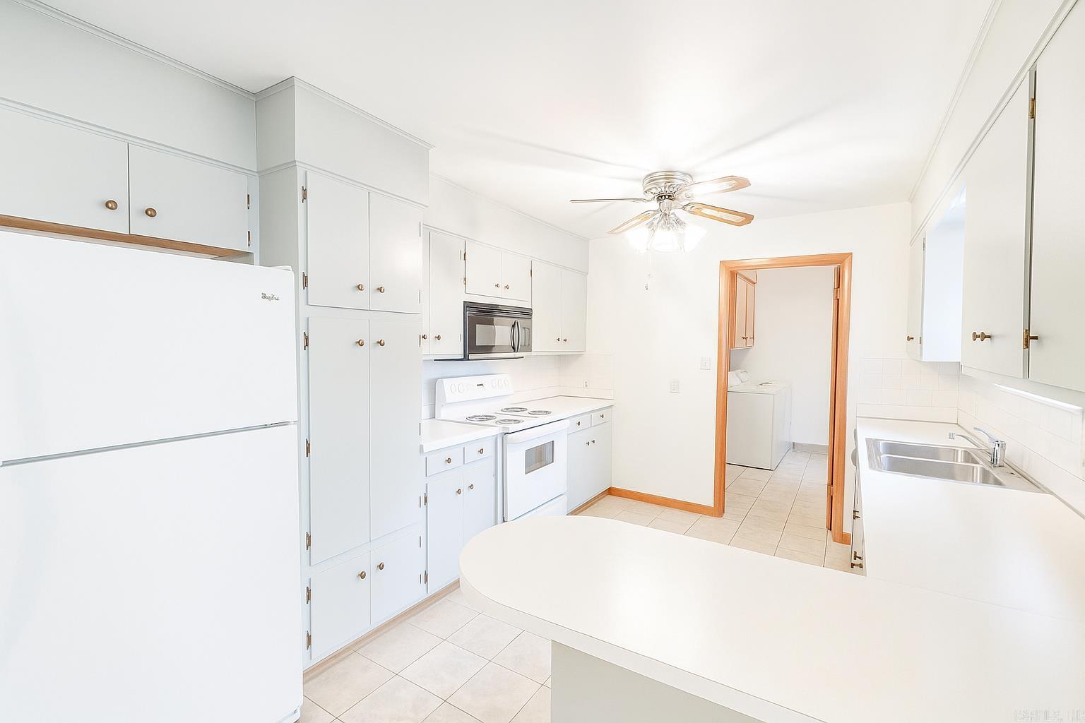 608 Broadmoor Property Photo 2