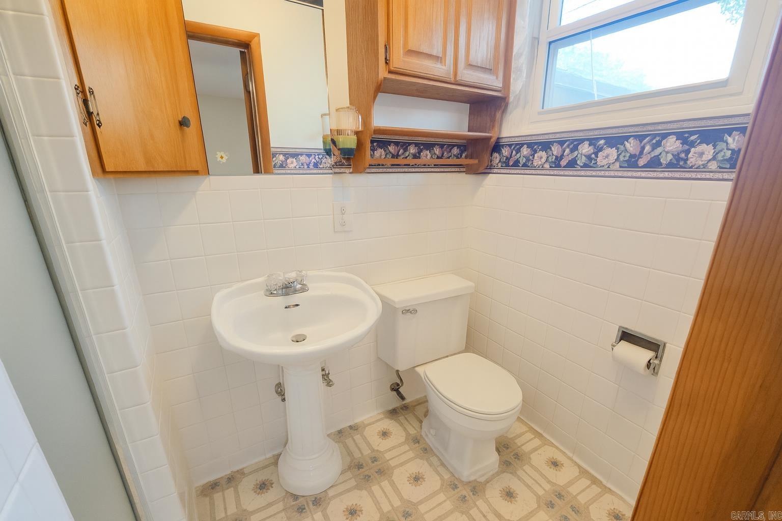 608 Broadmoor Property Photo 8