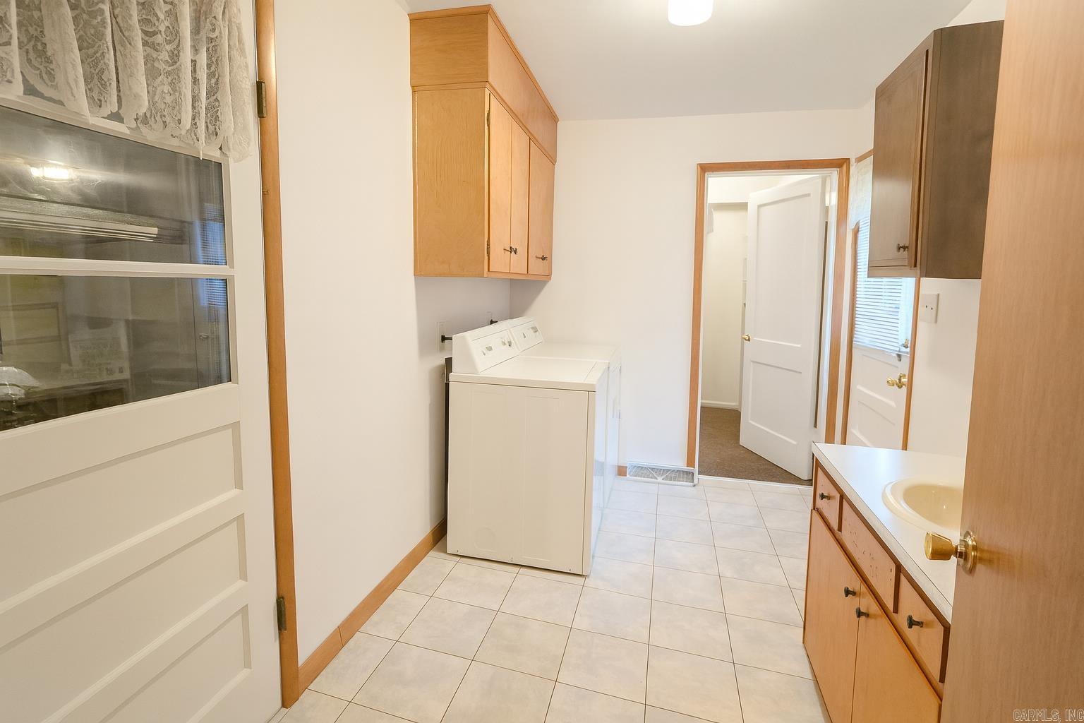 608 Broadmoor Property Photo 12