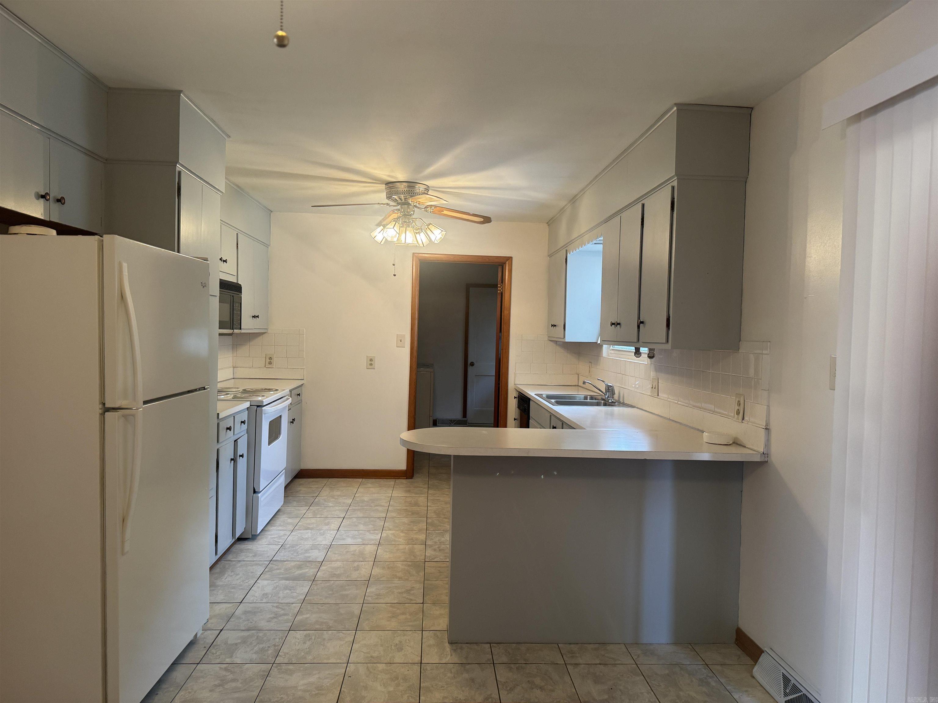 608 Broadmoor Property Photo 25
