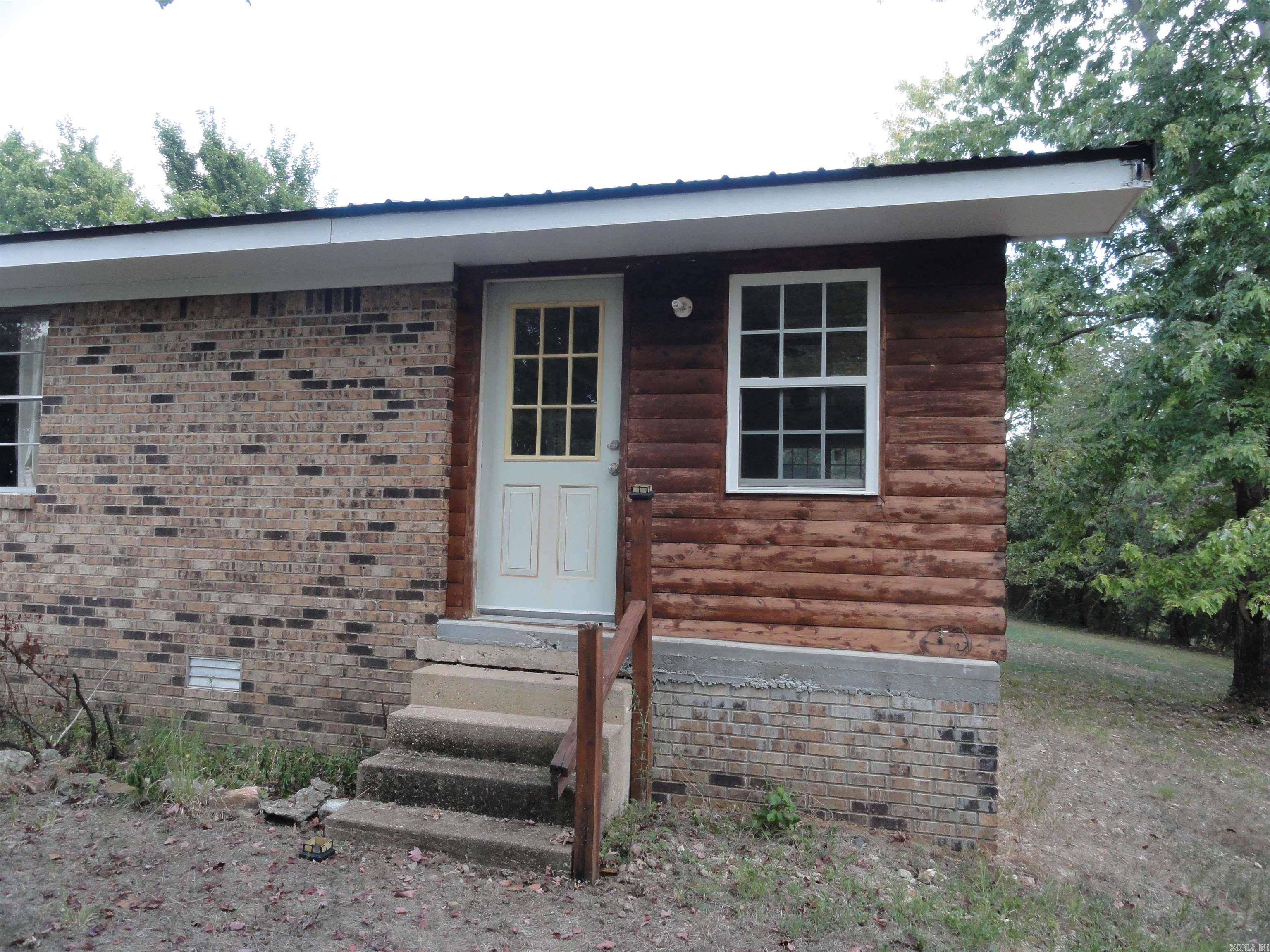 233 Piney Road Property Photo 4
