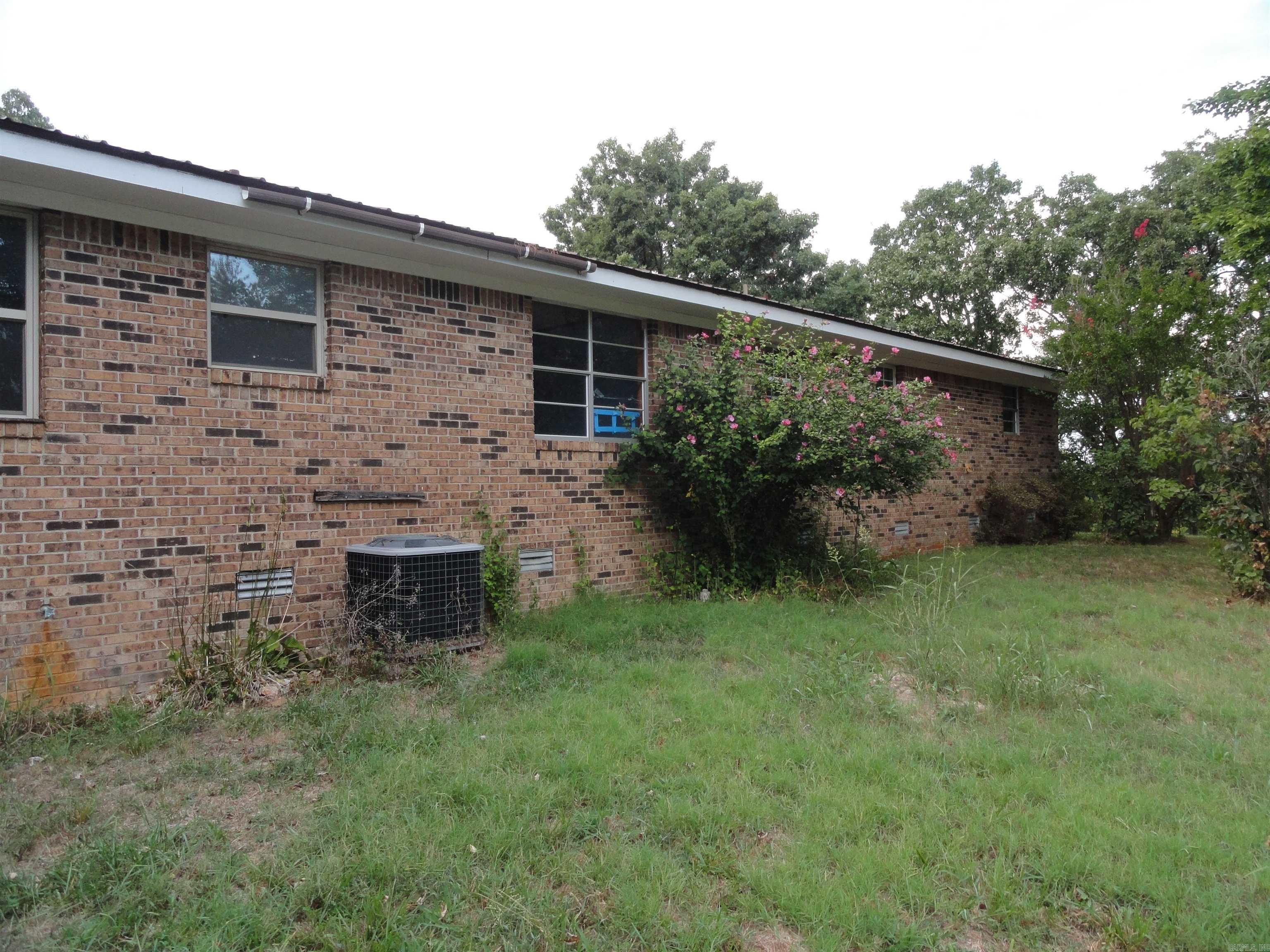 233 Piney Road Property Photo 14