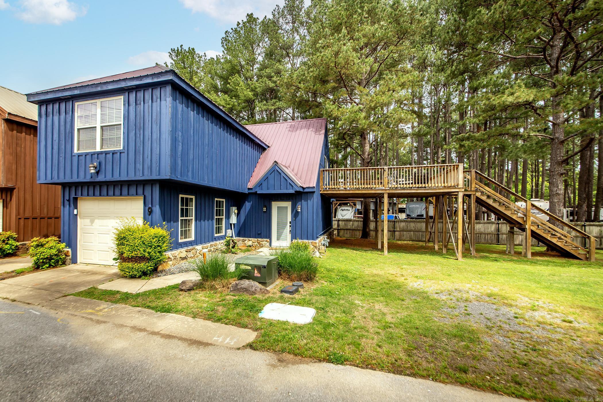 9 Jared Circle Property Photo 1