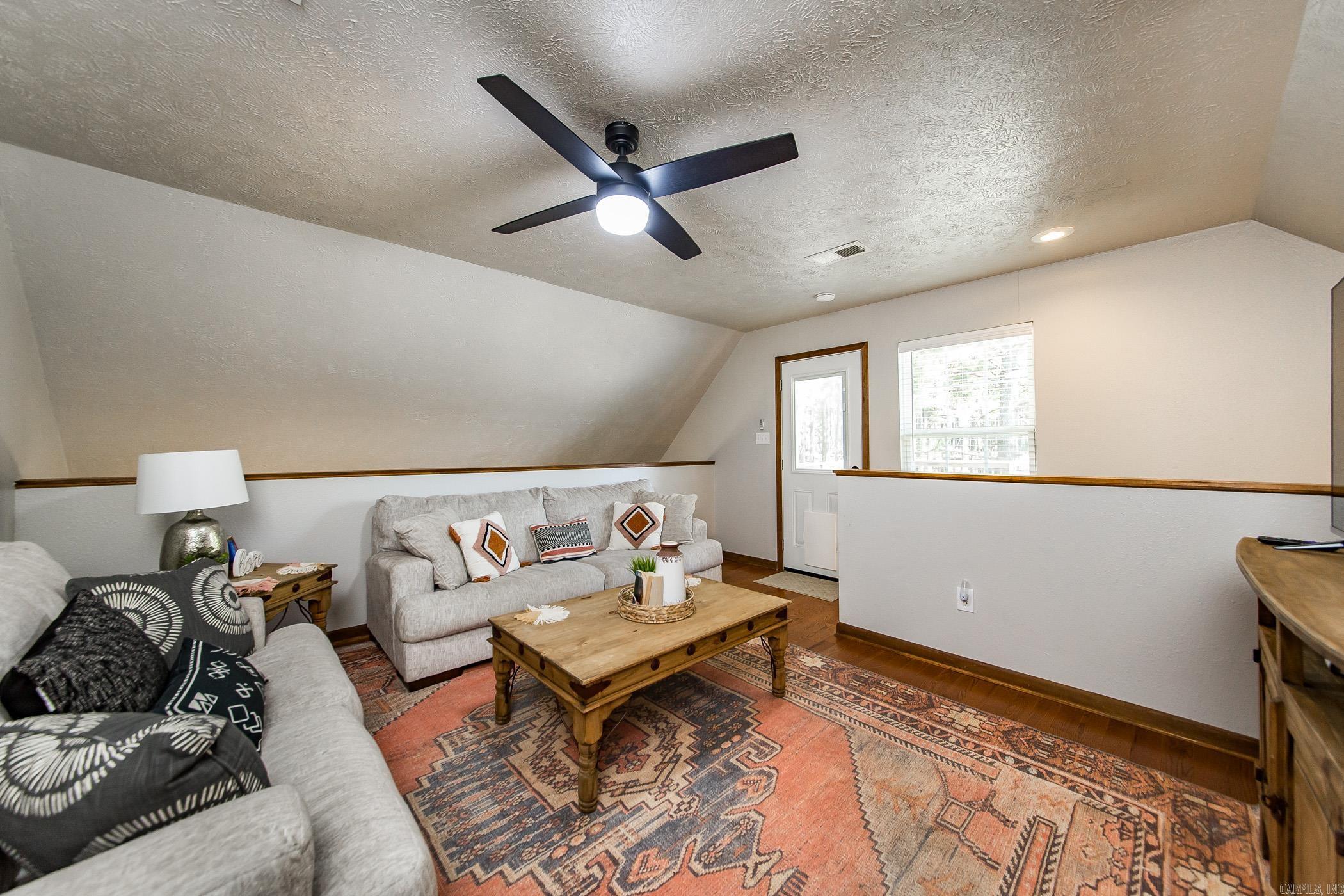 9 Jared Circle Property Photo 34