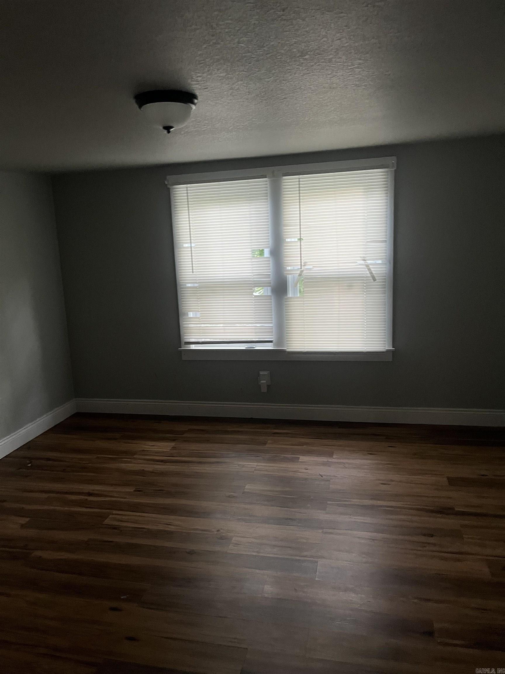 329 E Nettleton Avenue Property Photo 15