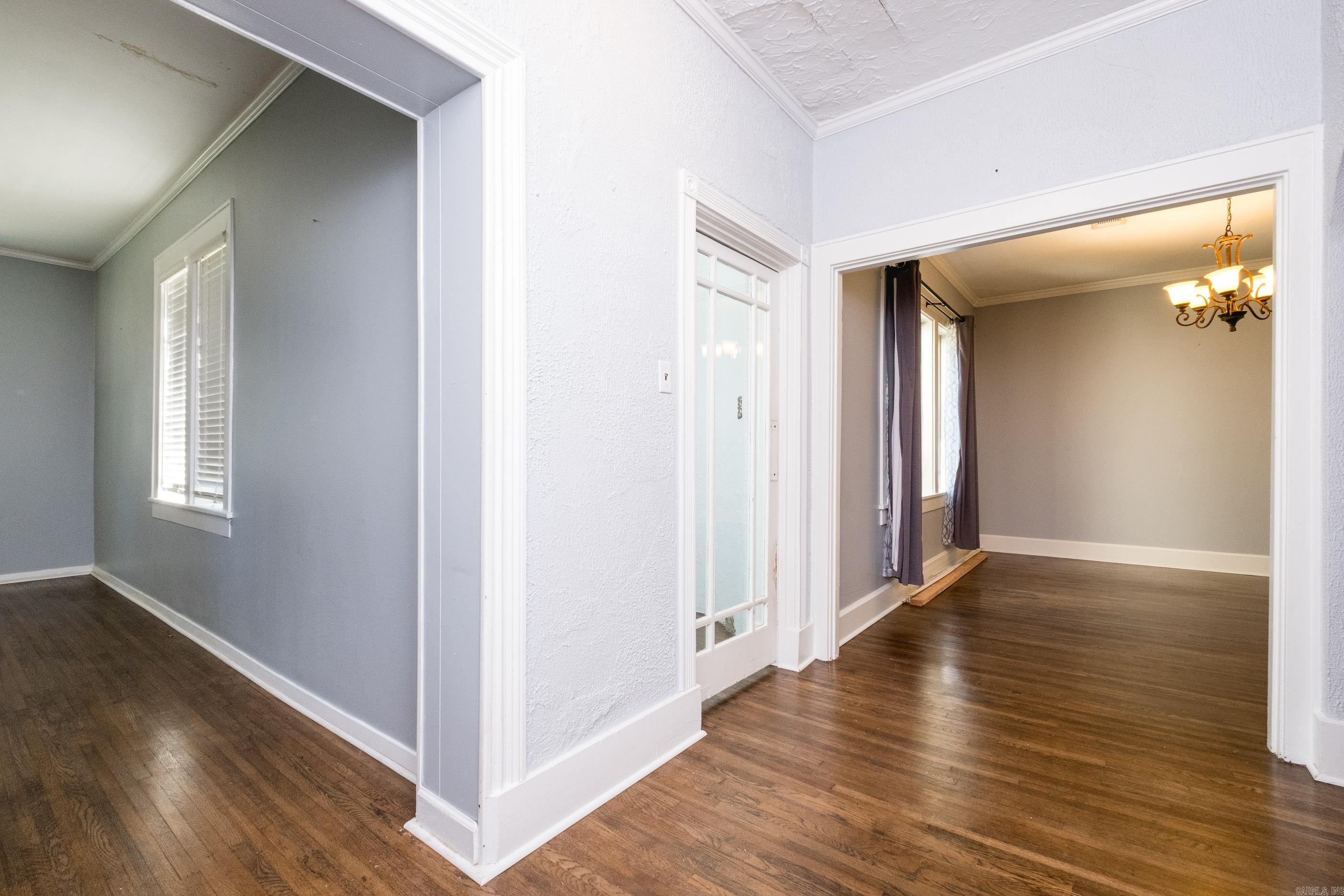 1324 Skyline Drive Property Photo 6