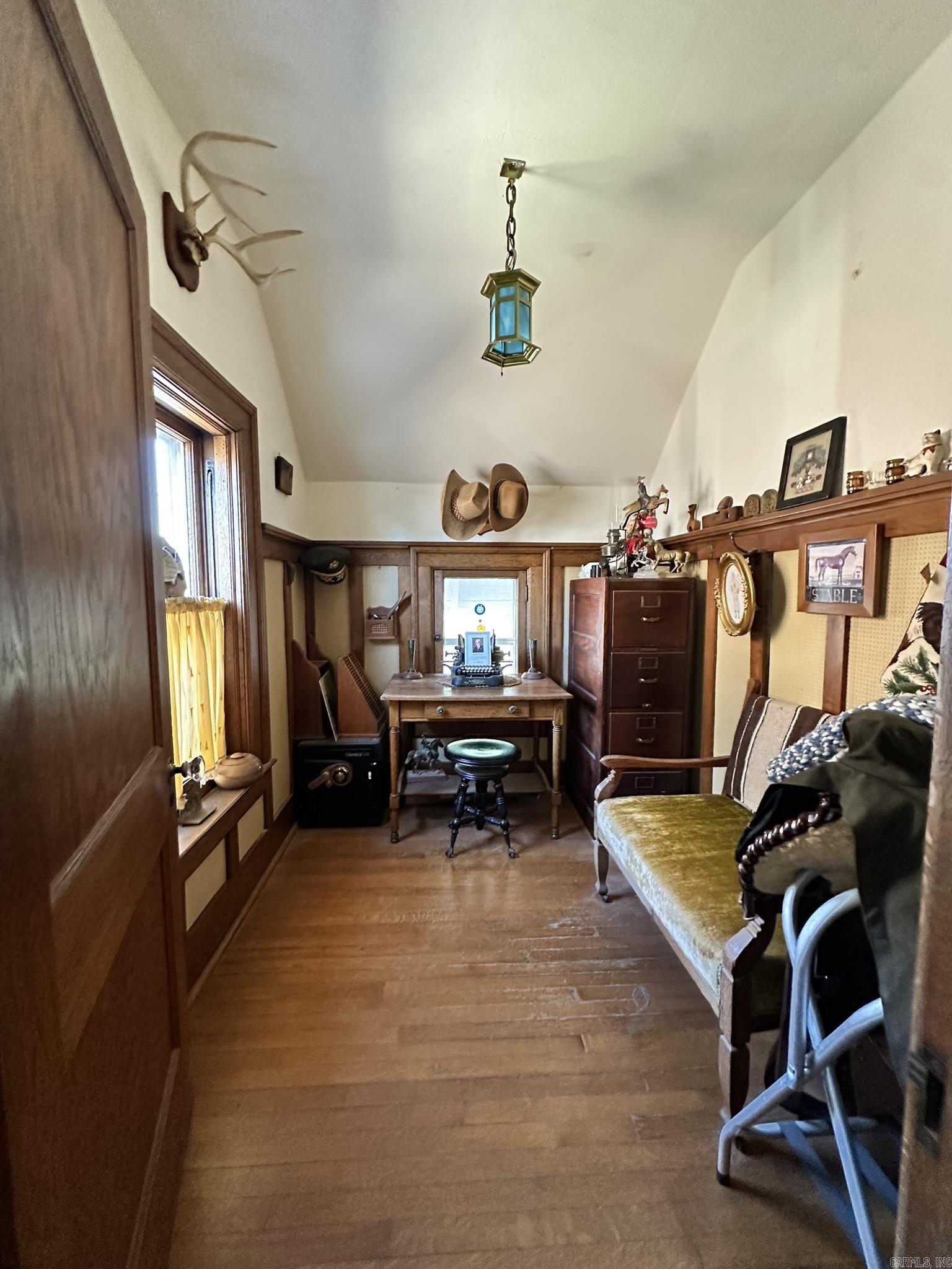292 E Boswell St Property Photo 26