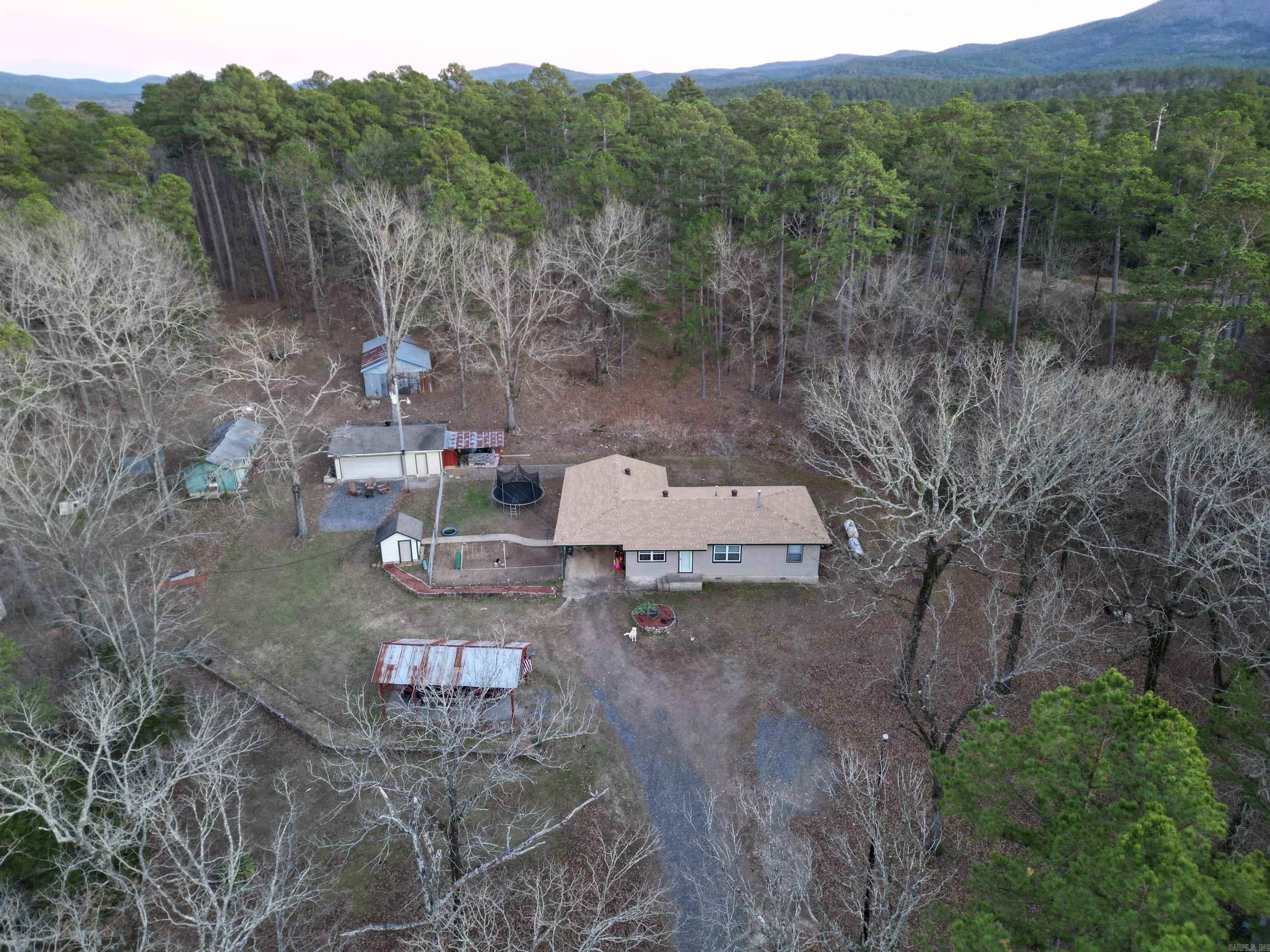 1713 Highway 270 Property Photo 1