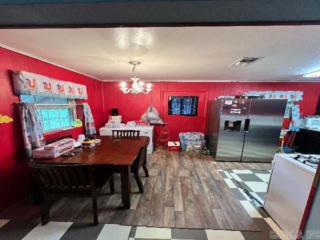 2213 Dennison Street Property Photo 3